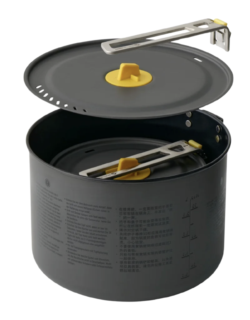 Sea to Summit - Ultralight Two Pot Set. A hard-anodised alloy pot set (1.3 L + 3 L) with abrasion-resistant ceramic coating and a removable handle for compact packing. A durable, streamlined cooking system for two.