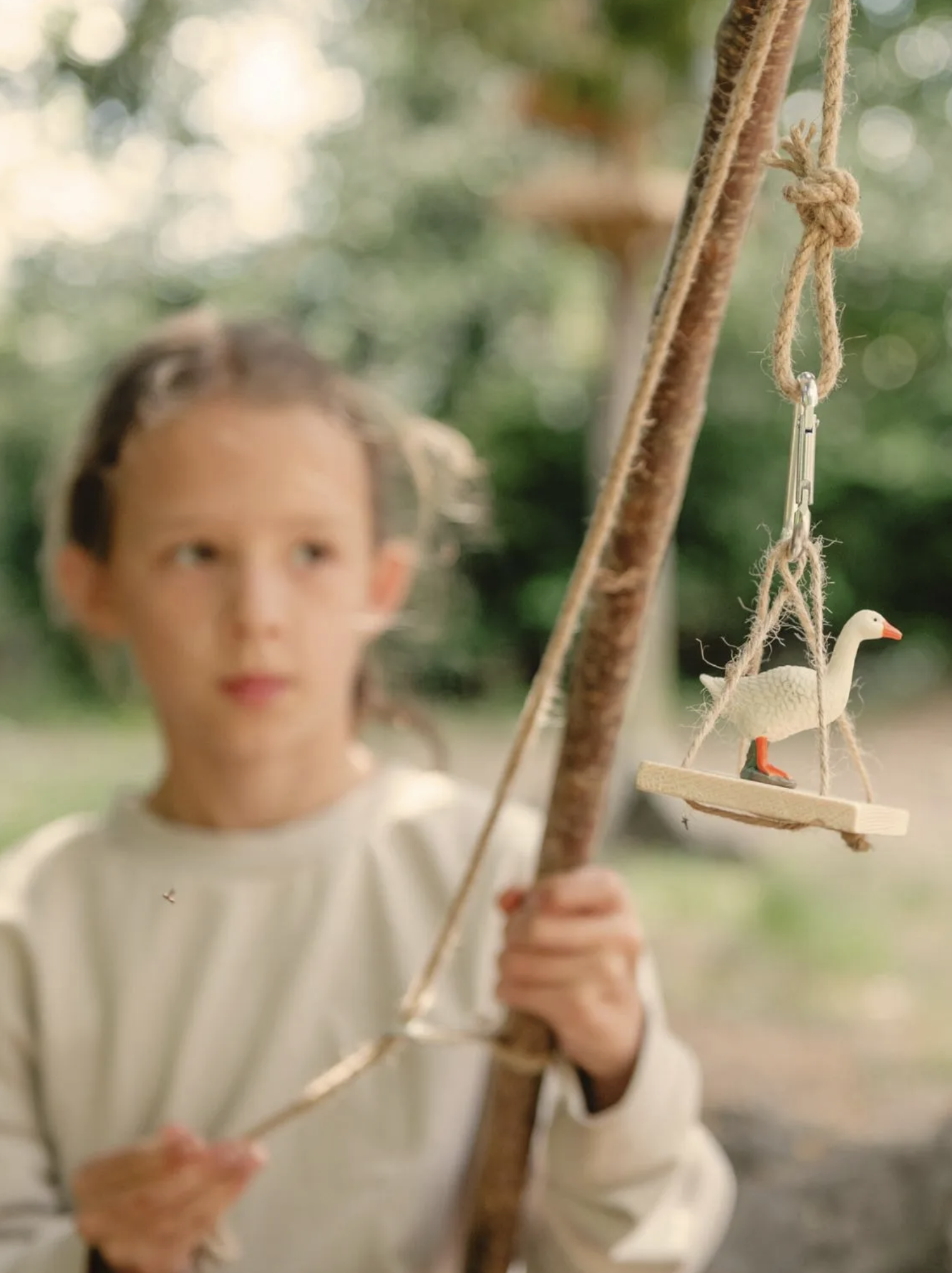 The Pulleys Kit - The Den Kit Company. Build mini lifting systems and cable cars while exploring pulleys, force, friction, and mechanical advantage through five fun challenges.