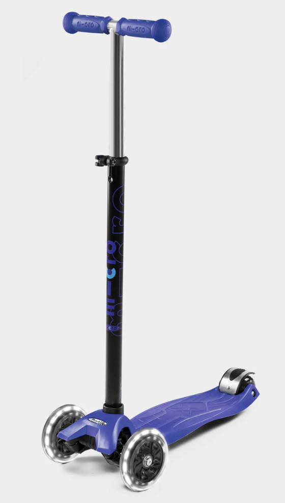 Microscooter - Maxi Micro Deluxe LED. Light up wheels that never run out and need no batteries and an adjustable handlebar to last your child from ages 5-12.