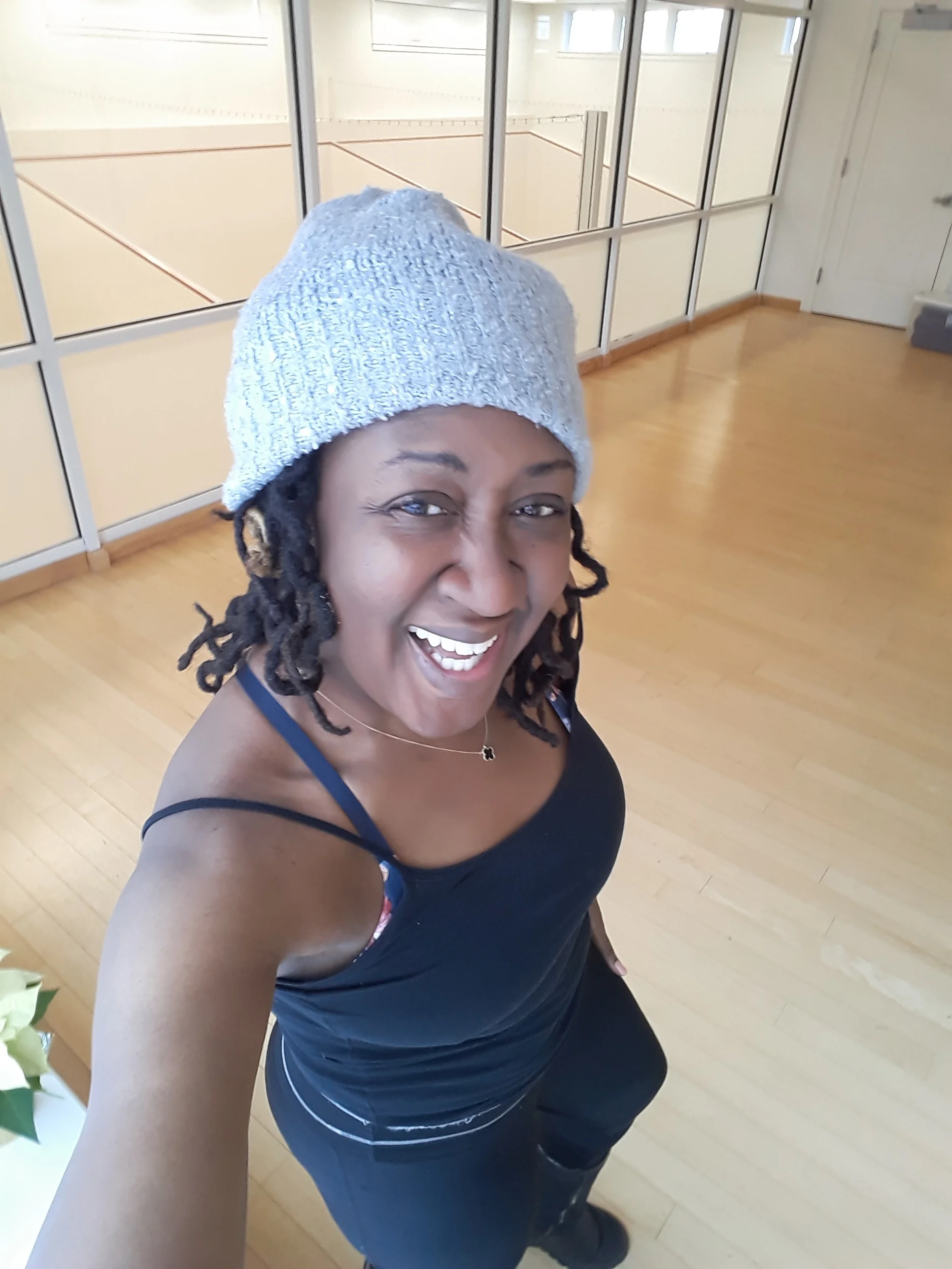 tineta-newton-selfie-wealf