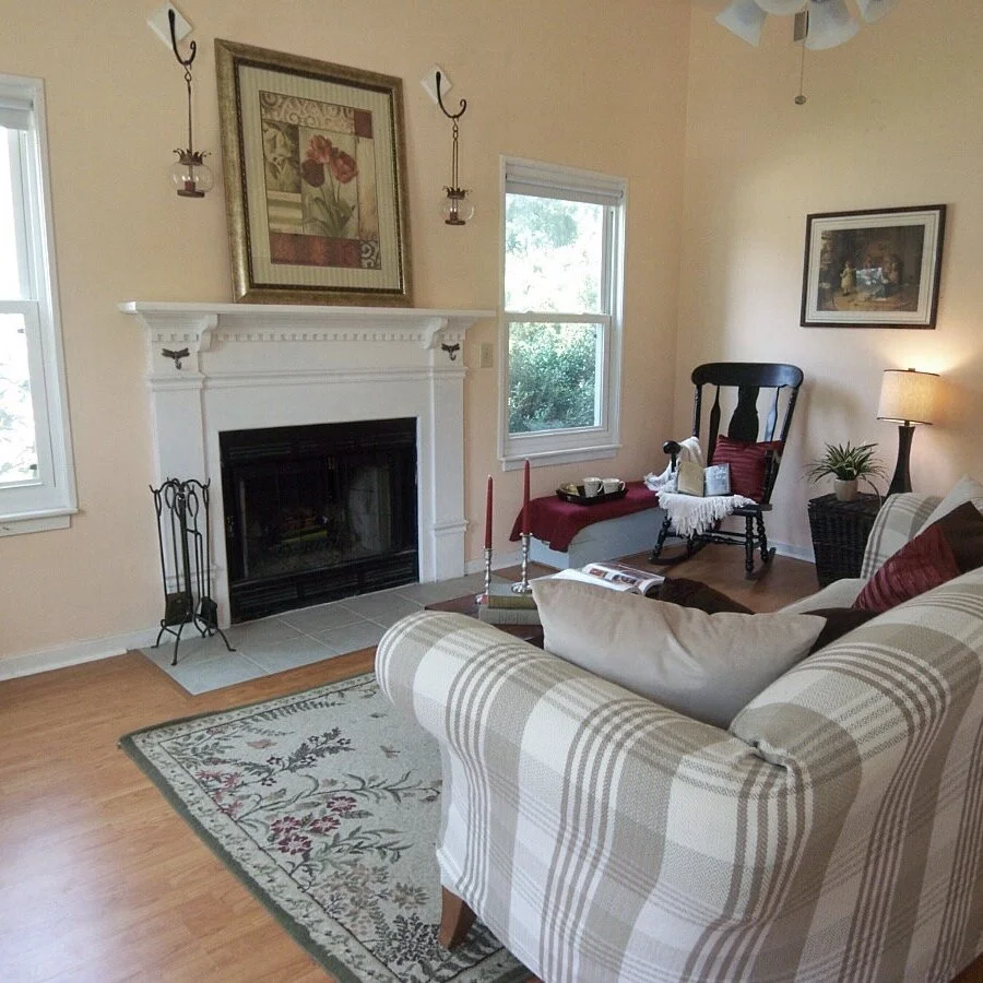 livingroom1.jpg