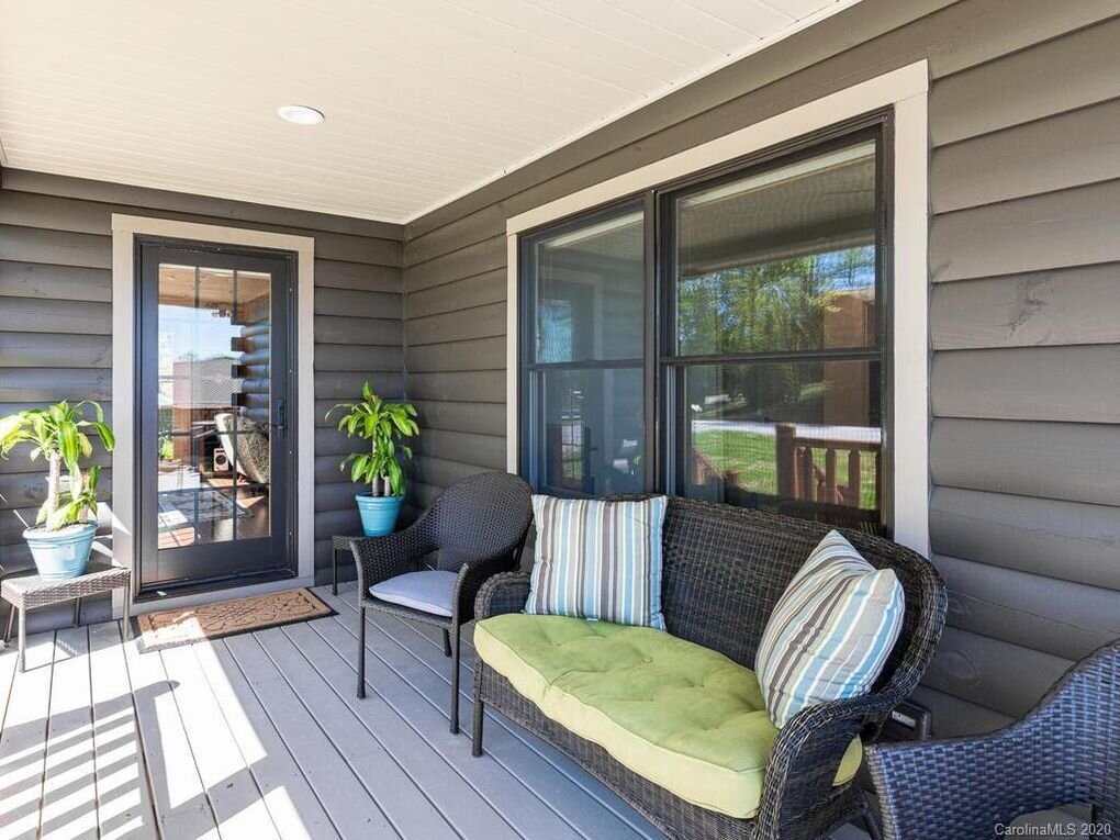 ...Front Porch AFTER!