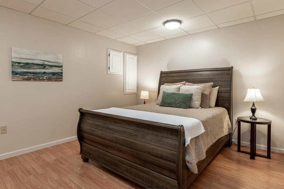 ...Guest Bedroom AFTER!
