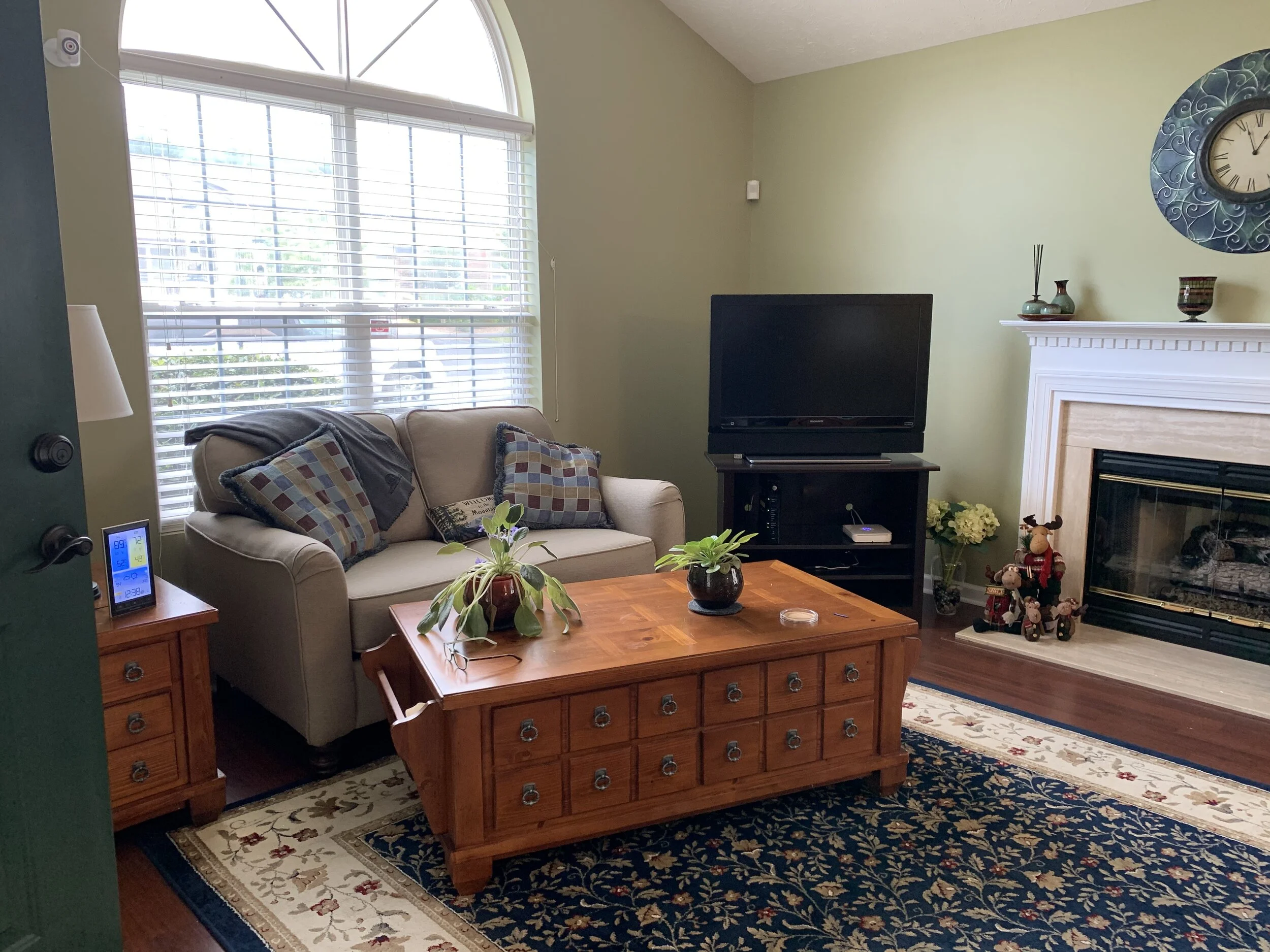 Living Room BEFORE...