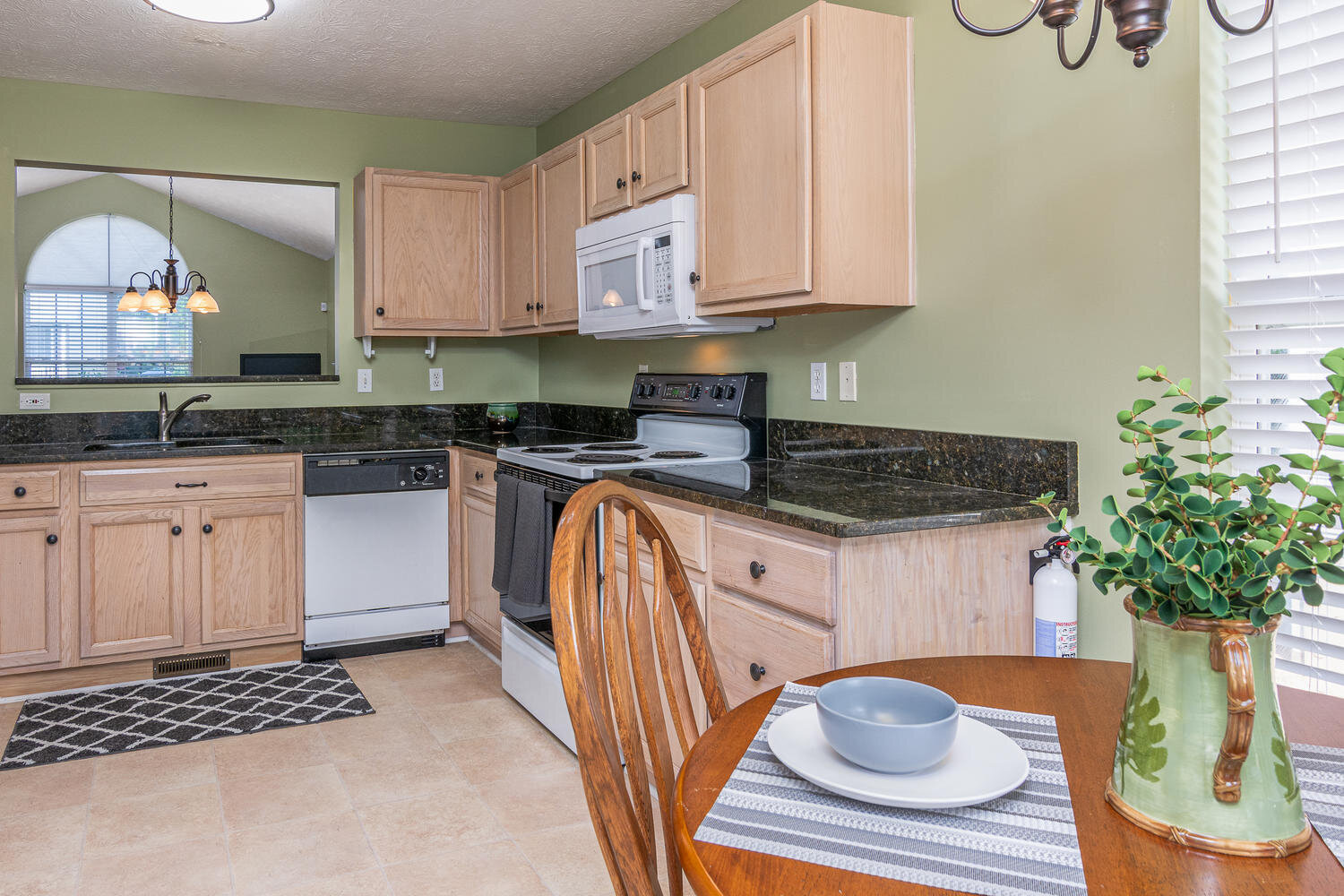 ...Kitchen 2 AFTER! 