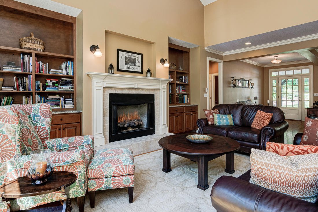 living room to foyer.jpg