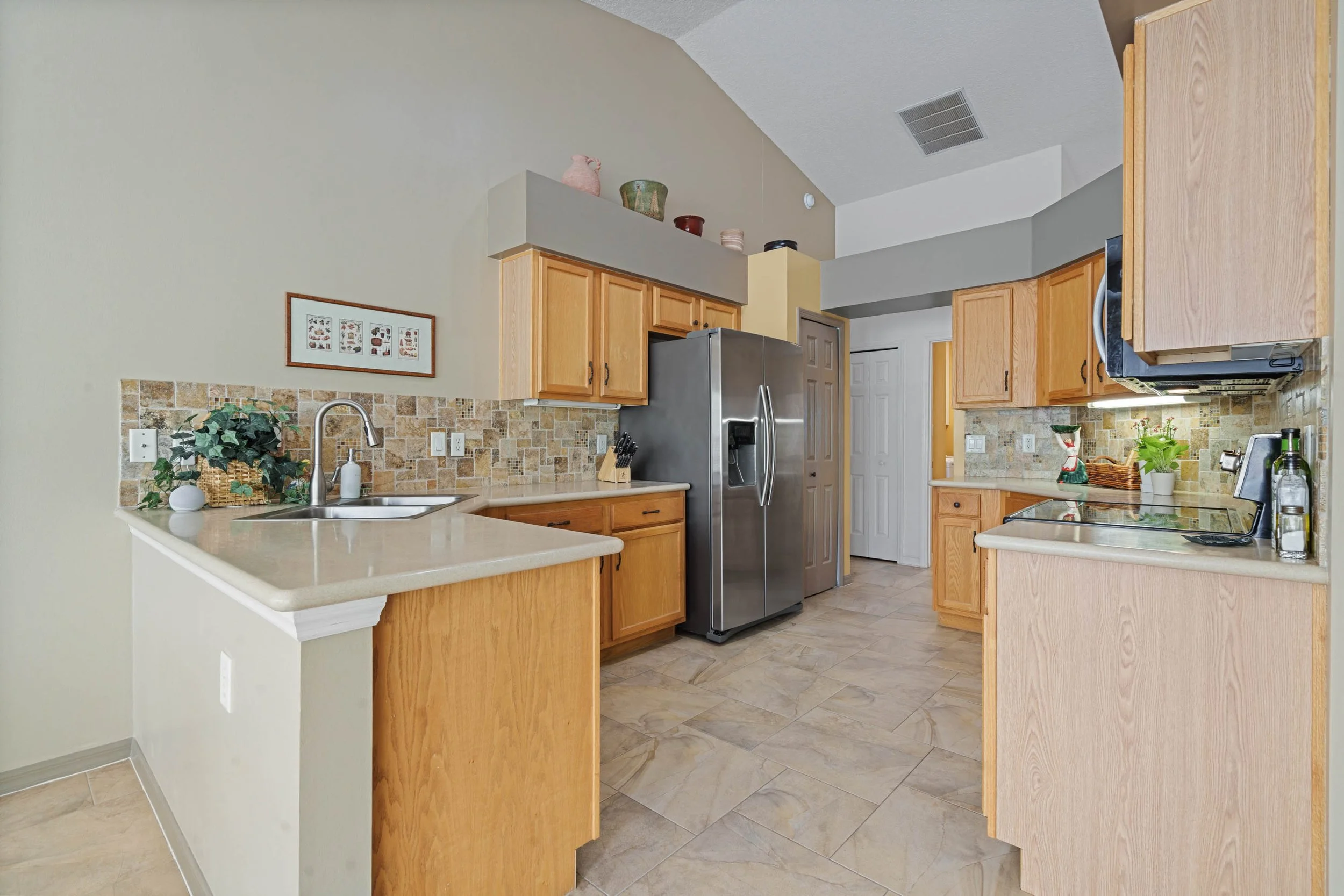sawgrasskitchembefore2.JPG