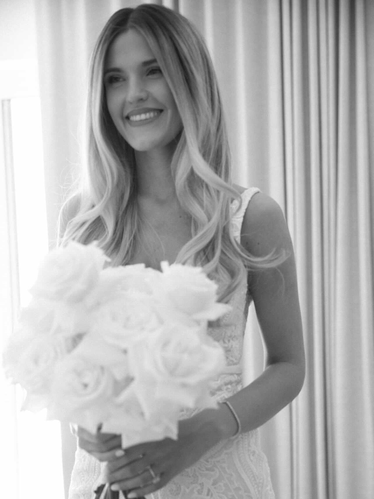 💍 Say &lsquo;Yes&rsquo; to the perfect hair! We are thrilled to announce that @sofia.stylist is now accepting bookings for all bridal and wedding party hair needs. Offering personalized trial runs and on-site styling to ensure you feel stunning and 