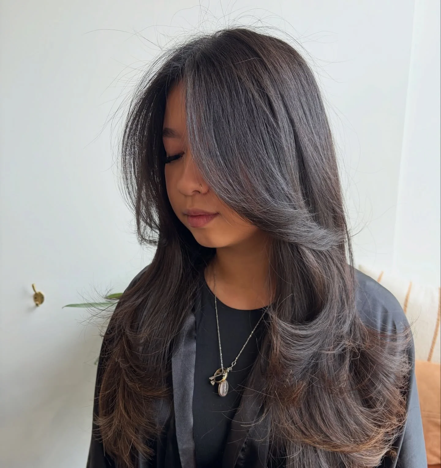 Fresh cut, soft layers, and beautiful movement ✨
Maddy created this effortless look and we&rsquo;re obsessed.
@maddyhairstylist101 ✨
#TorontoHair #TorontoSalon #TorontoStylist #GTAHair #gtahairstylist
