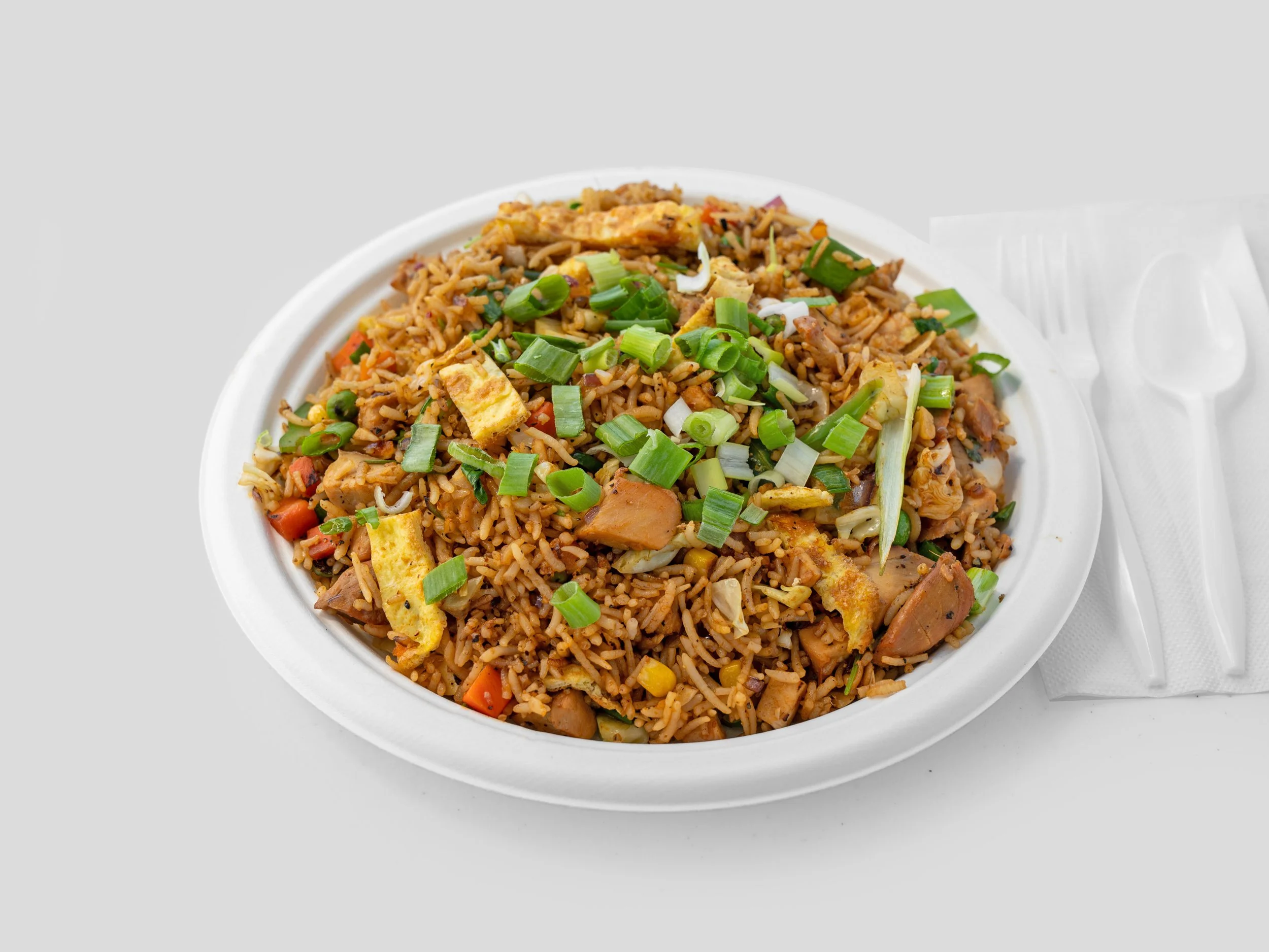EverestMomo_ChickenFriedRice.jpg