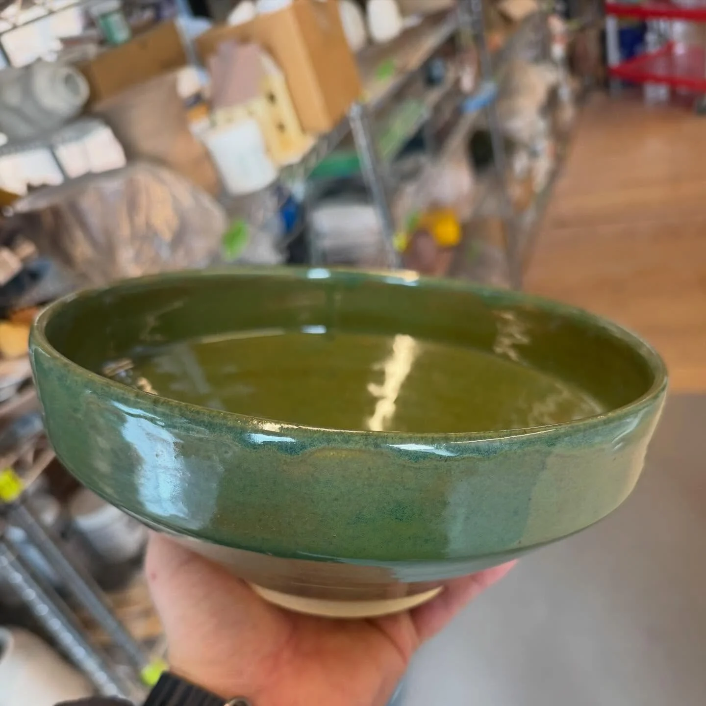 I couldn&rsquo;t wait for a better picture. Loving this bowl!! Watch out 2026. Got some new fun things coming. #ceramics #pottery #hudsonvalleyny