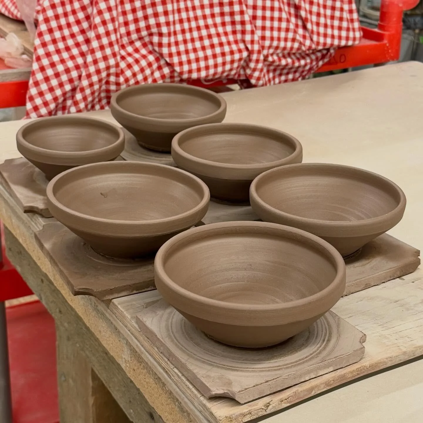 I haven&rsquo;t posted any finished items in a while, mainly because I haven&rsquo;t finished any pieces in a while ha. Juggling full time job and a hobby you love plus your own life can become a lot. However, I have to remind myself that I&rsquo;m l