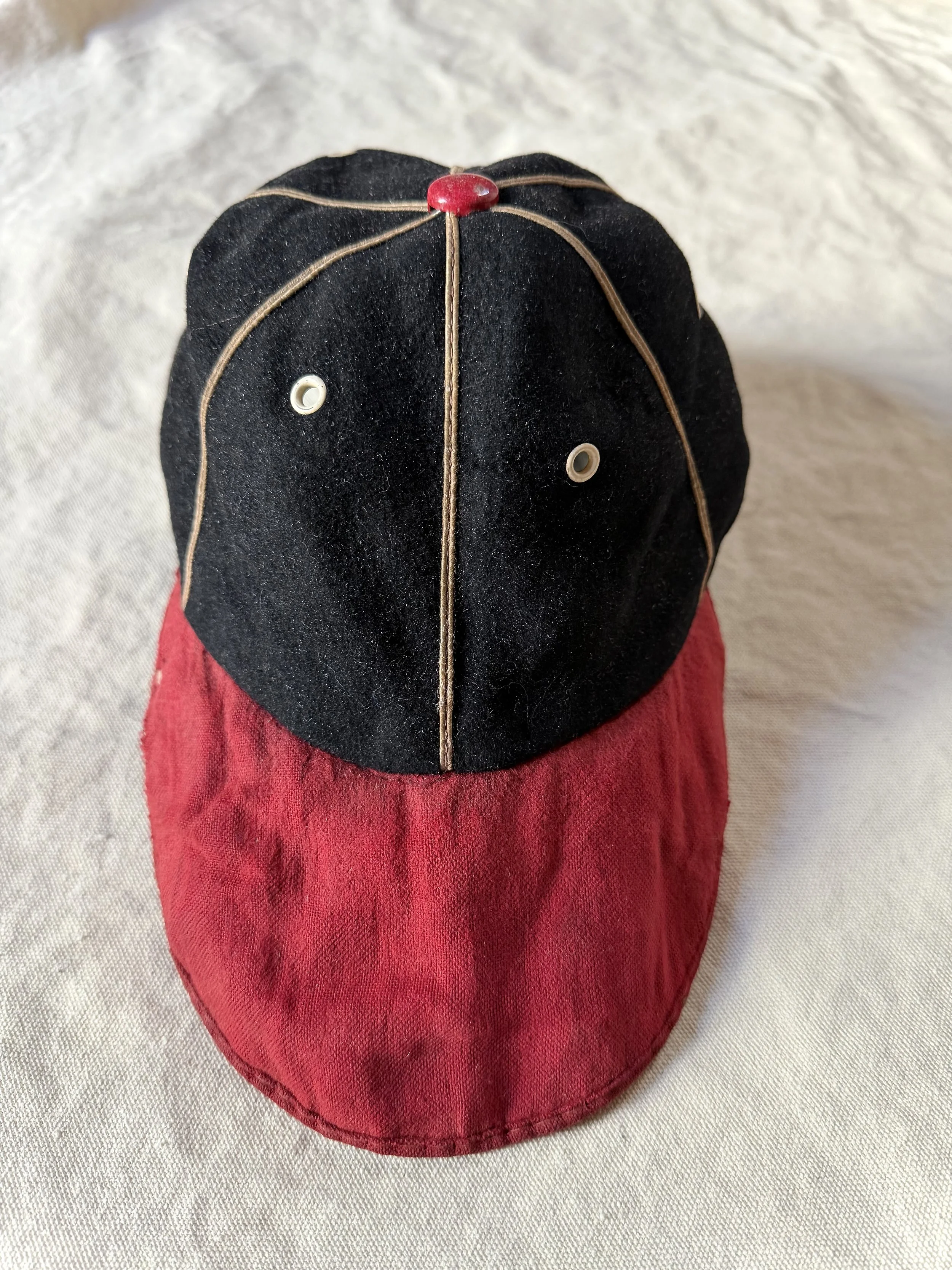 VINTAGE PREWAR-ERA UNMARKED ATHLETIC CAP