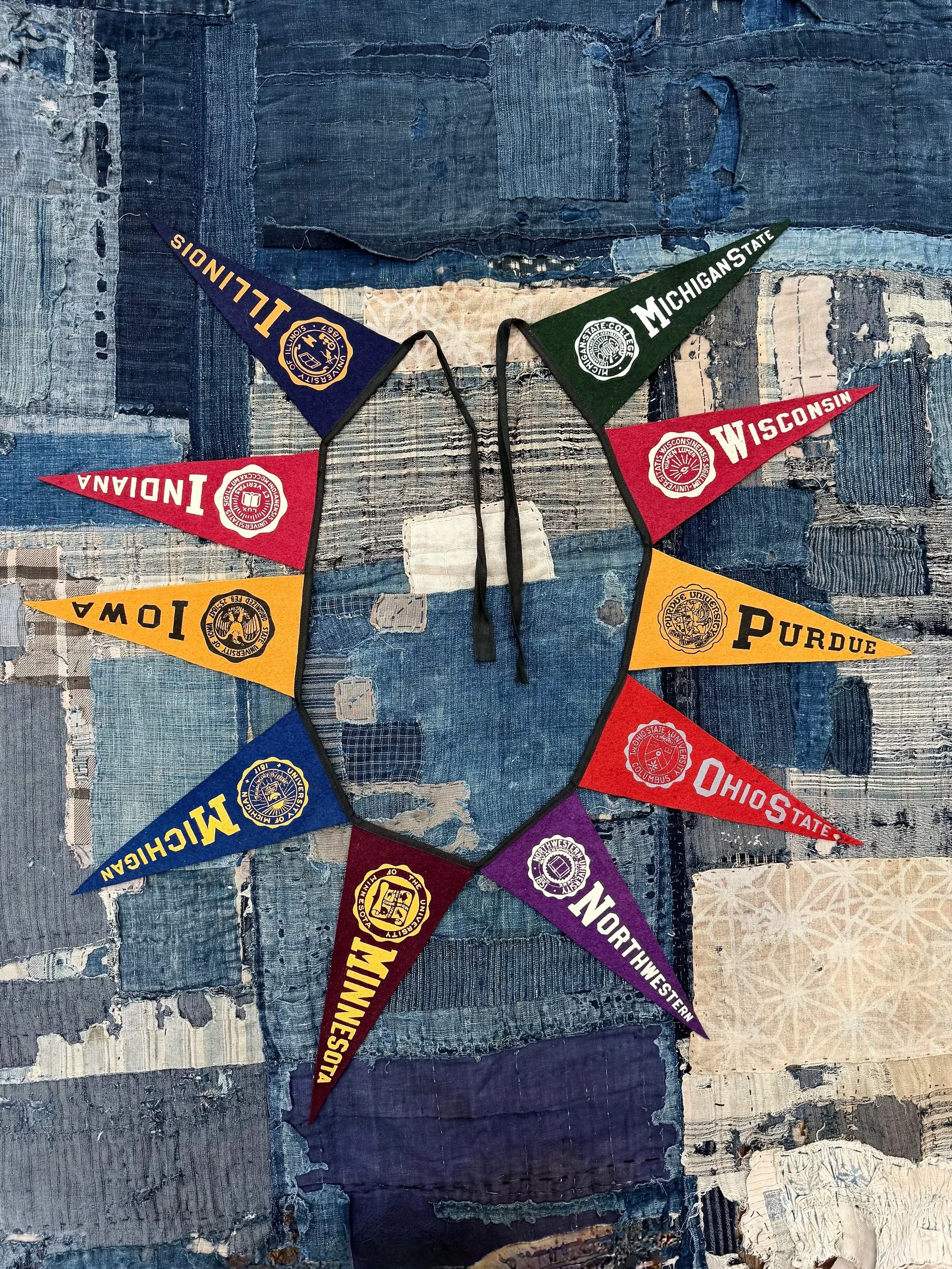 VINTAGE 1950' - 1970's  BIG TEN MINI FELT PENNANT STRING