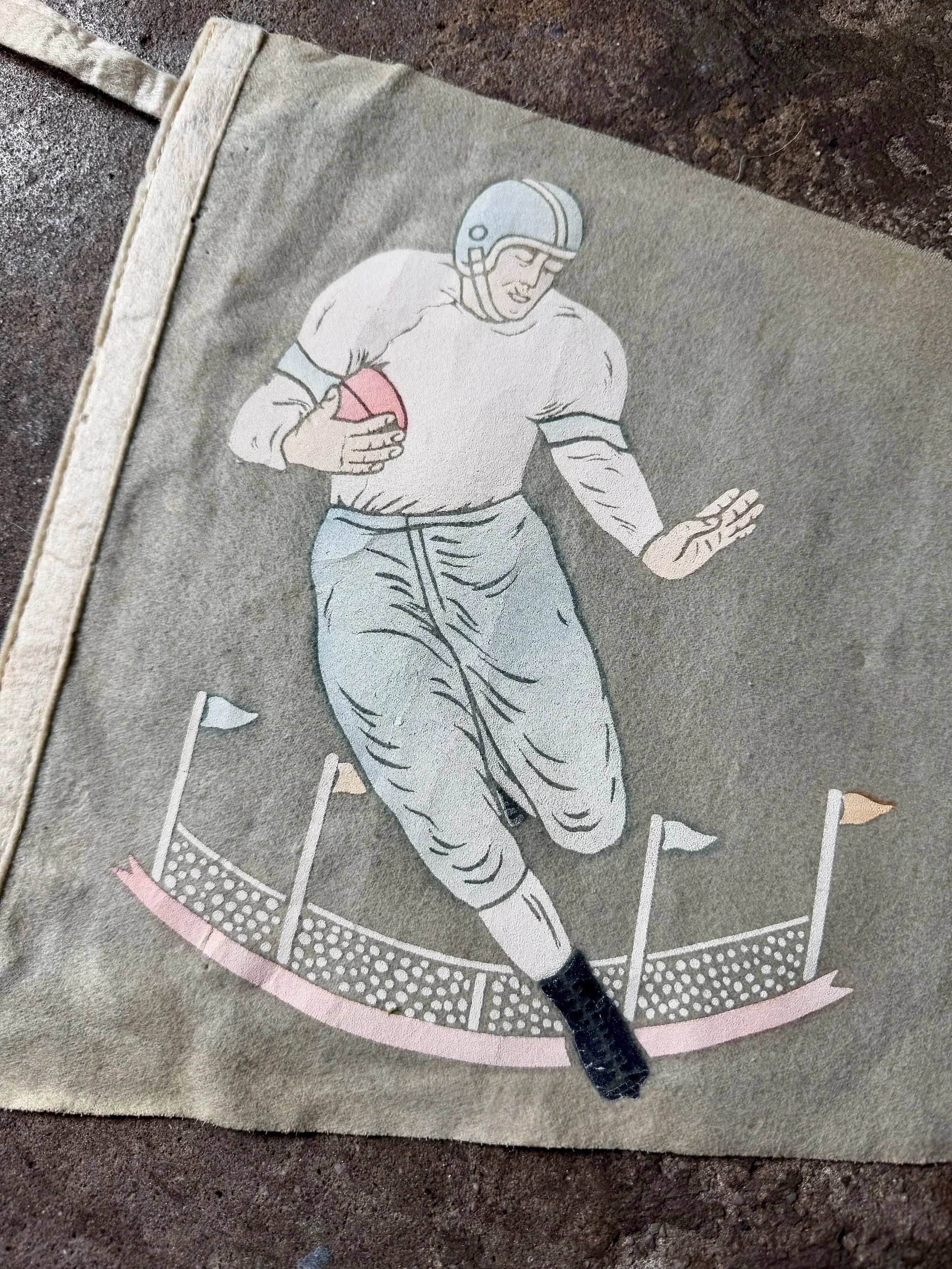 VINTAGE 1940's NOTRE DAME HIGH FOOTBALL PENNANT