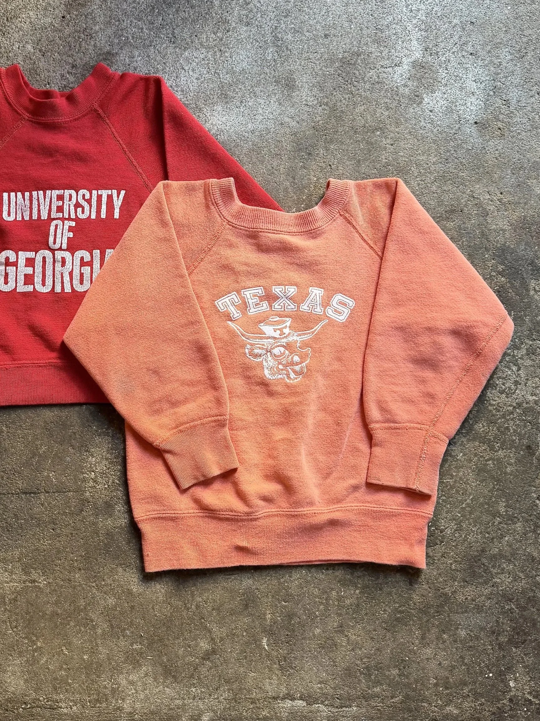 VINTAGE 1960's UNIVERSITY OF TEXAS CHILDREN’S SWEATSHIRT • YOUTH