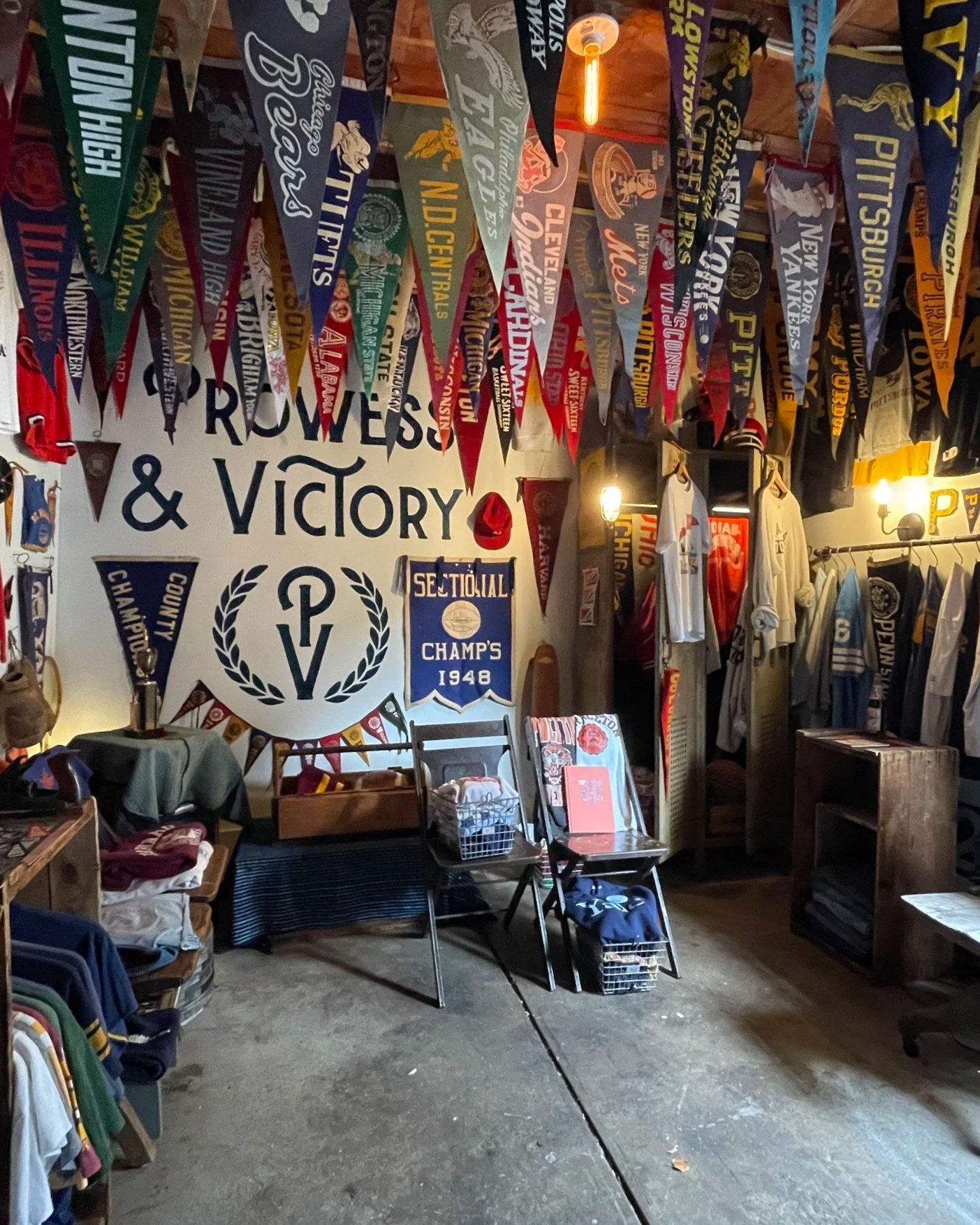 P&V LOCKER ROOM
