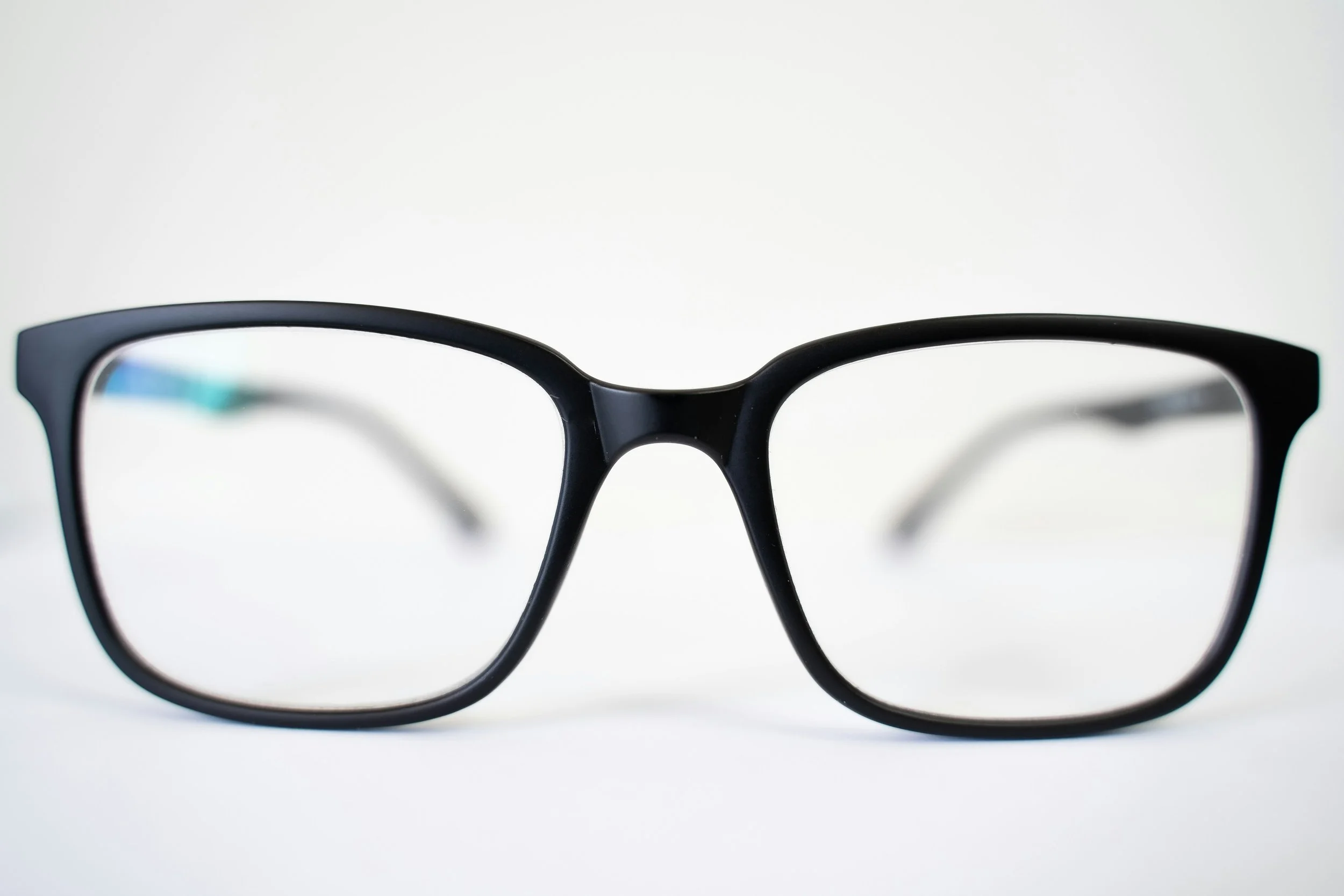 glasses reglazing and repair service Newark