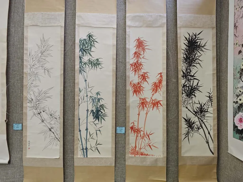 WhatsApp 图像2025-11-10于22.05.23_31daf3cf.jpg