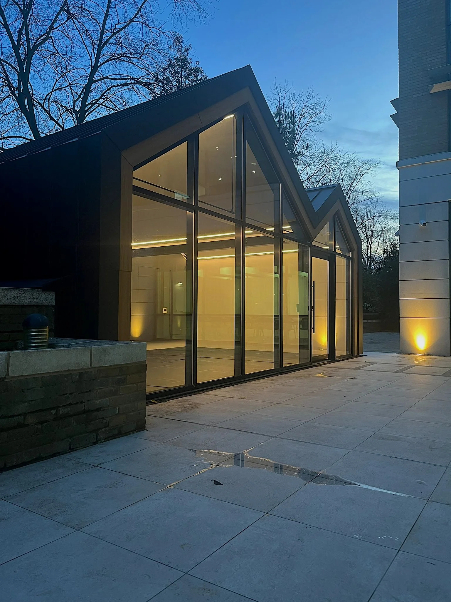 3 Arlington Square, Bracknell