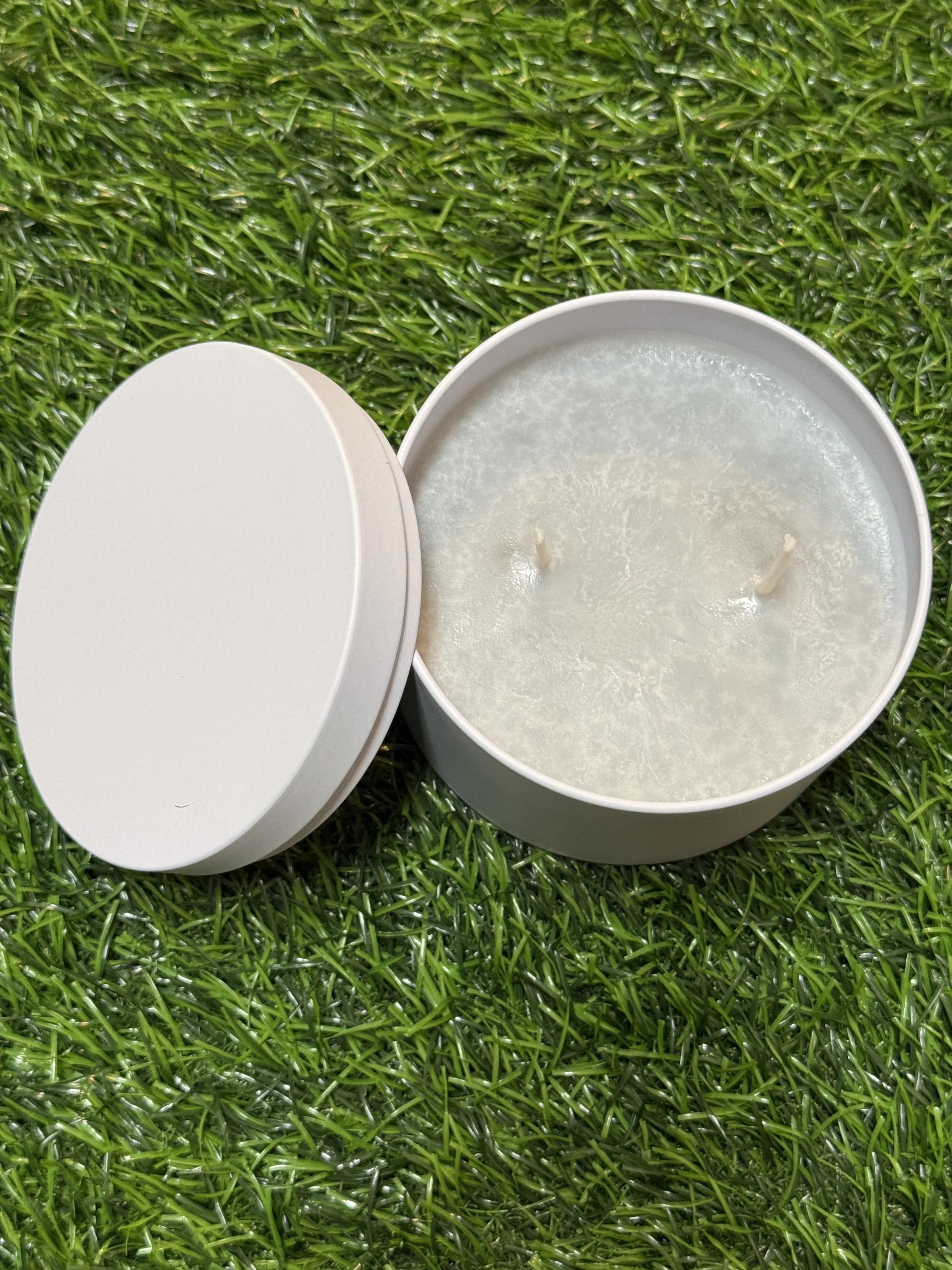 Black Ice Minimalist Luxury Soy 2 Wick Candle Tin 14oz