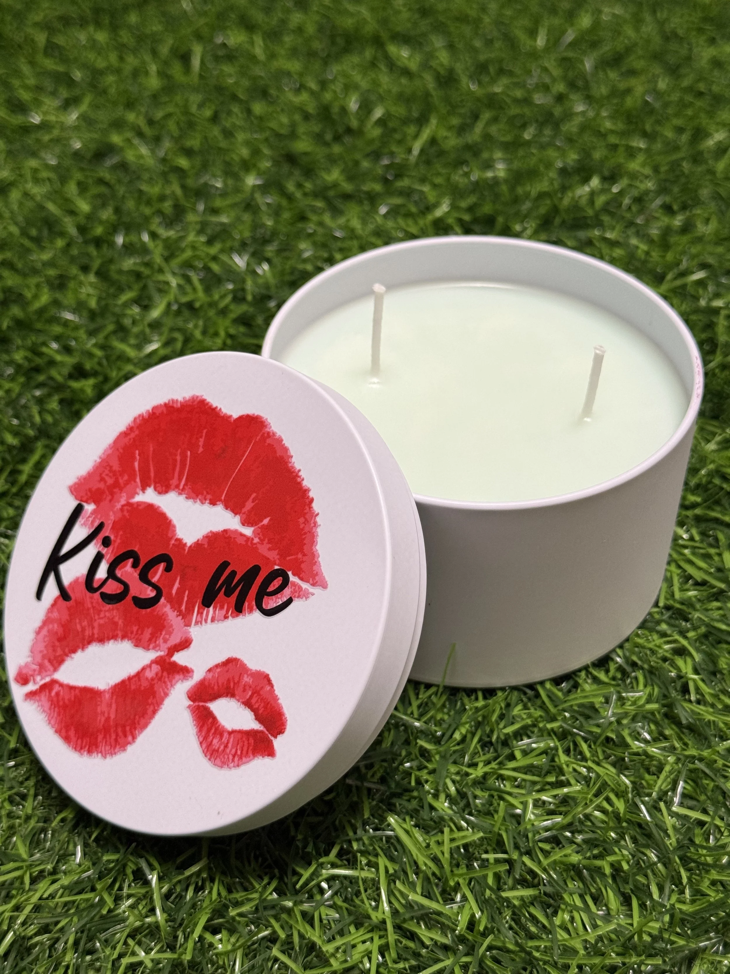 Pink Sands Kiss Me Luxury Soy 2 Wick Candle Tin 14oz