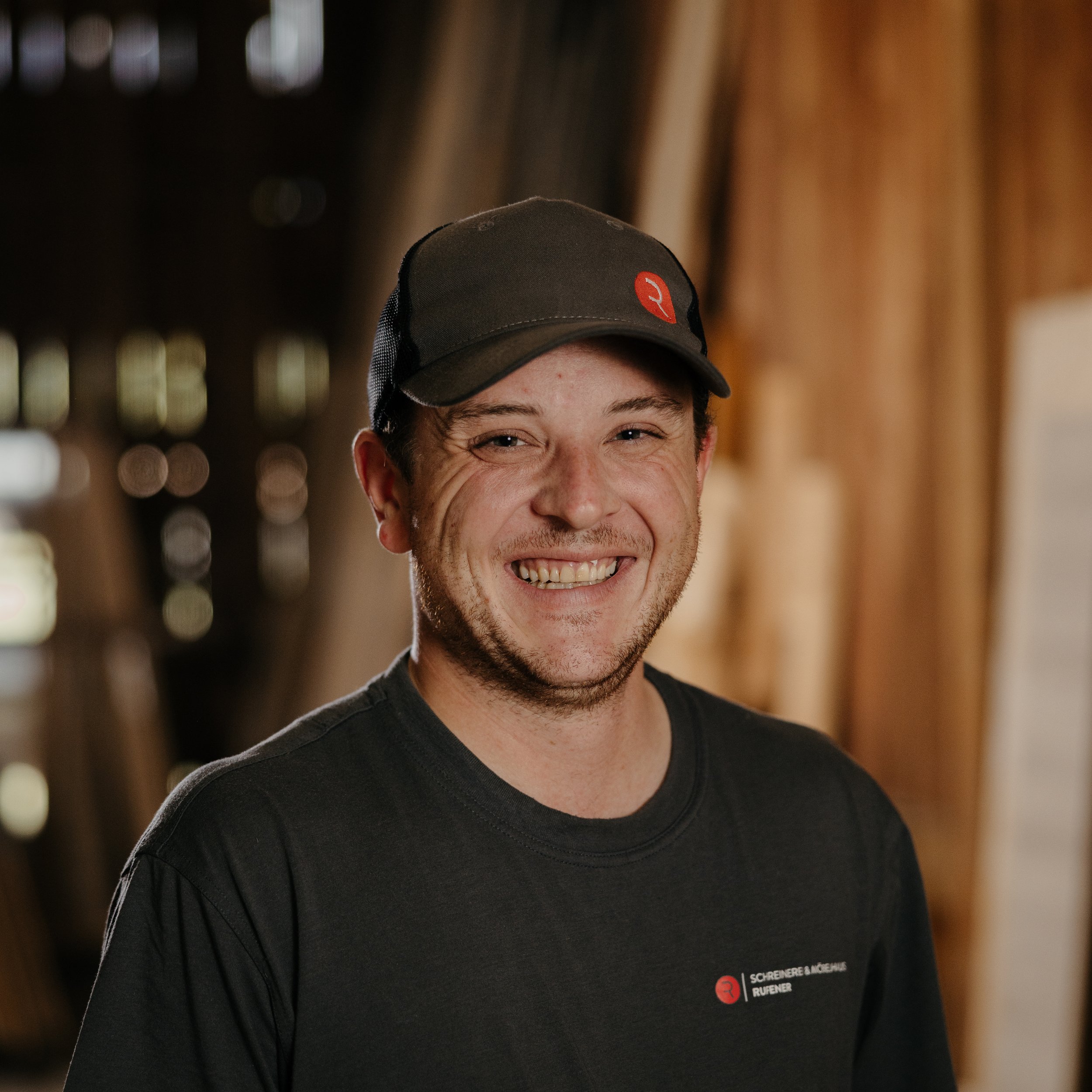 Simon Haldi, Schreiner