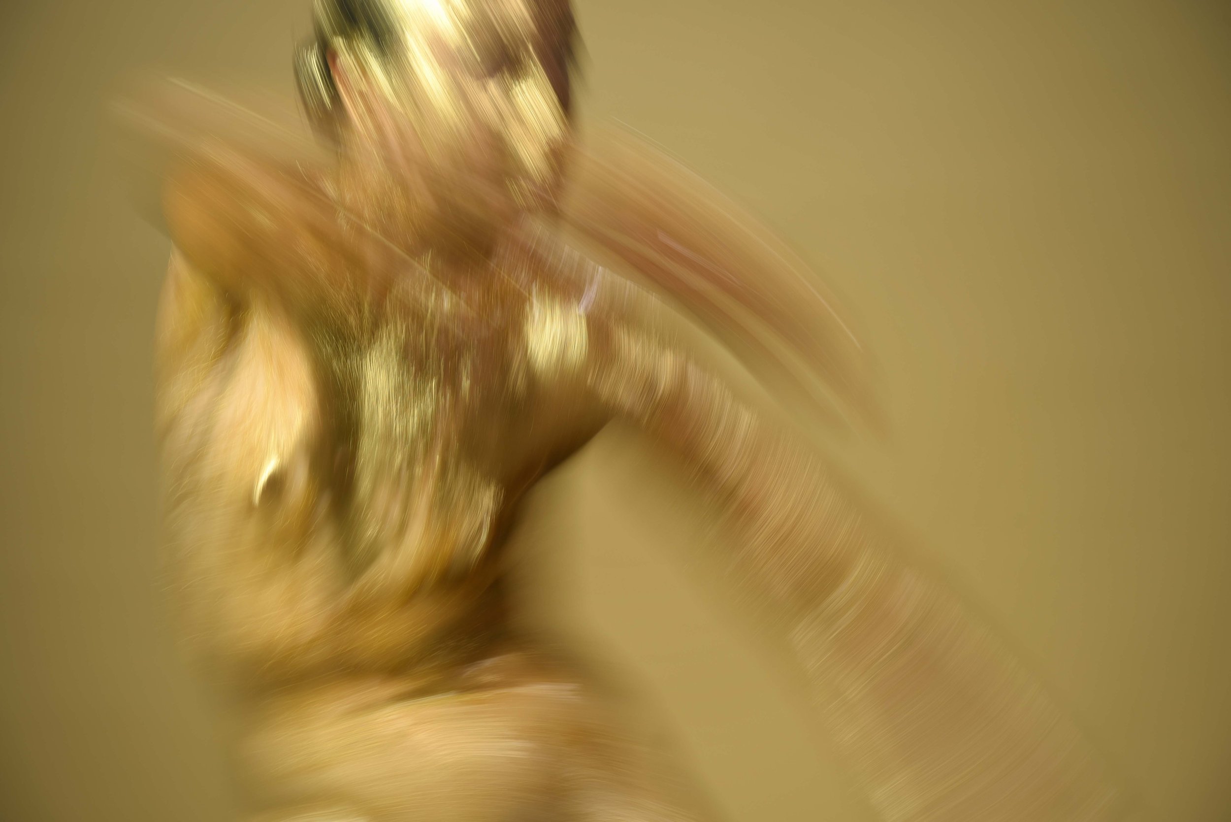 s NANA SRT - GOLD SPARKLES IV.jpg