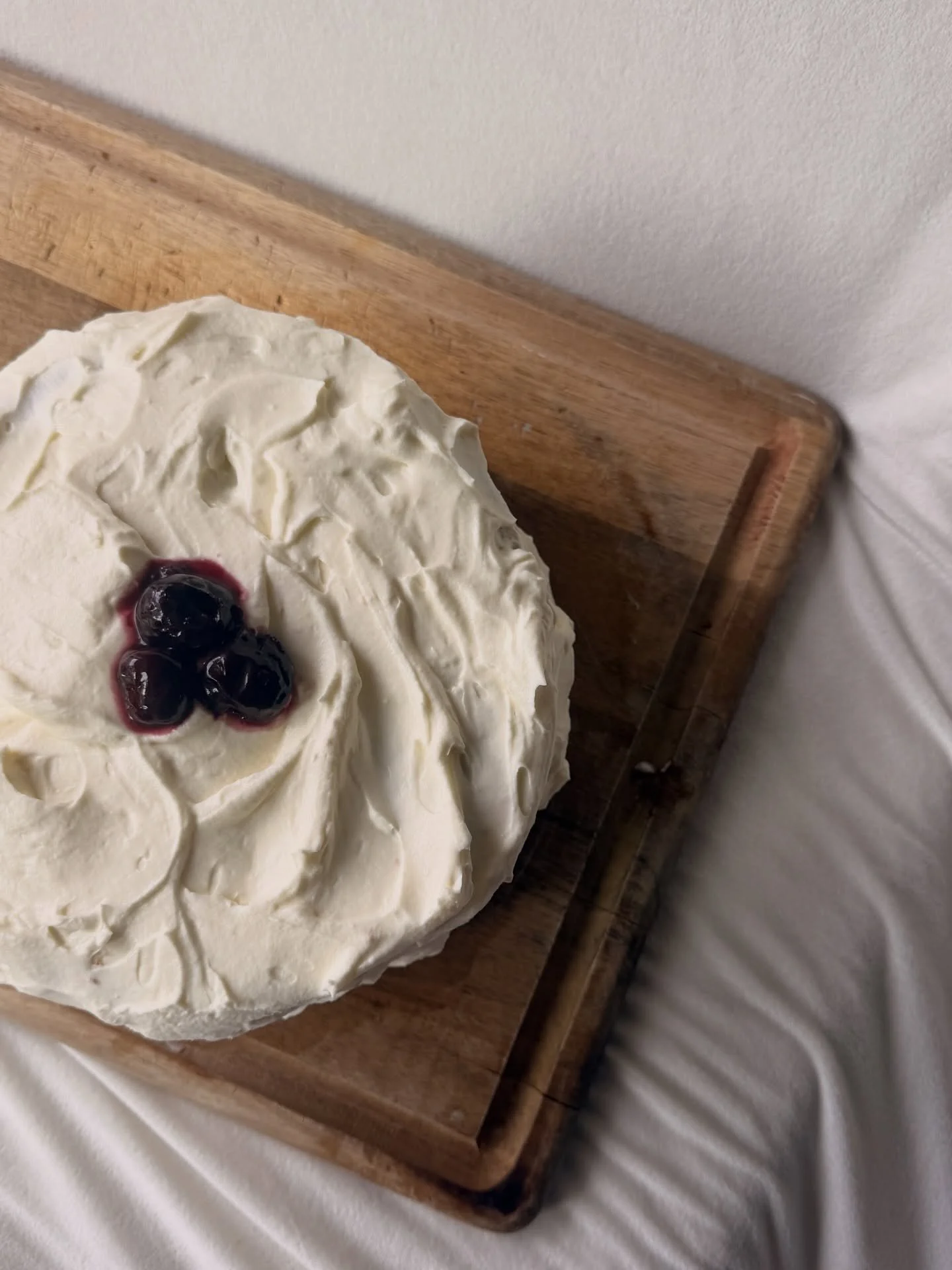 just an appreciation post for this cake tbh no further questions your honor