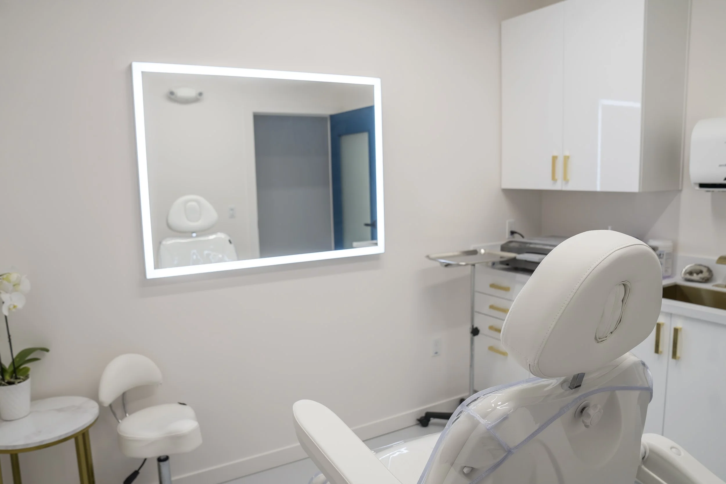 Rion Jewelry Procedure Room.jpg