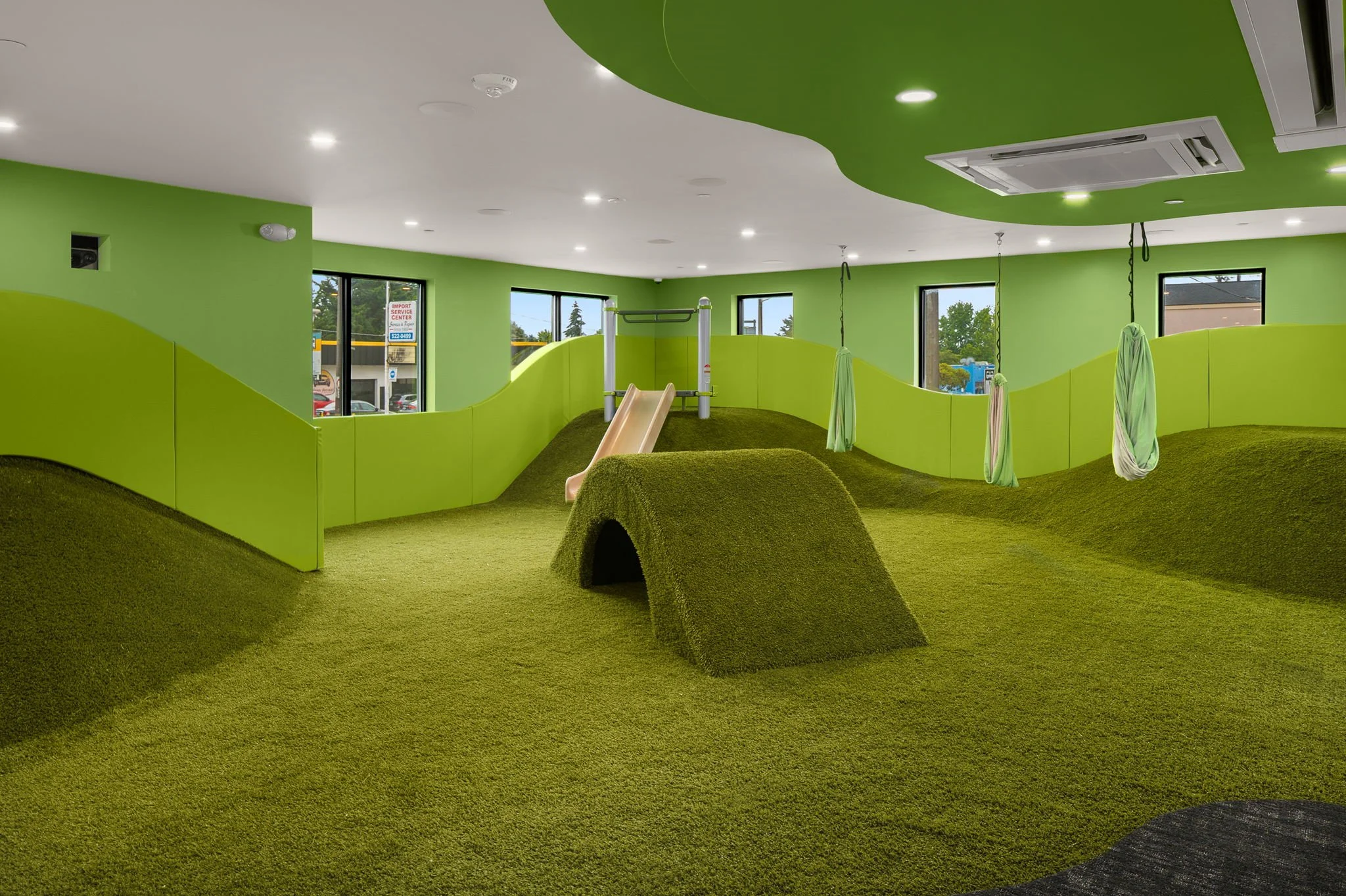 MOSAIC COMMUNITY CHURCH YOUTH CENTER