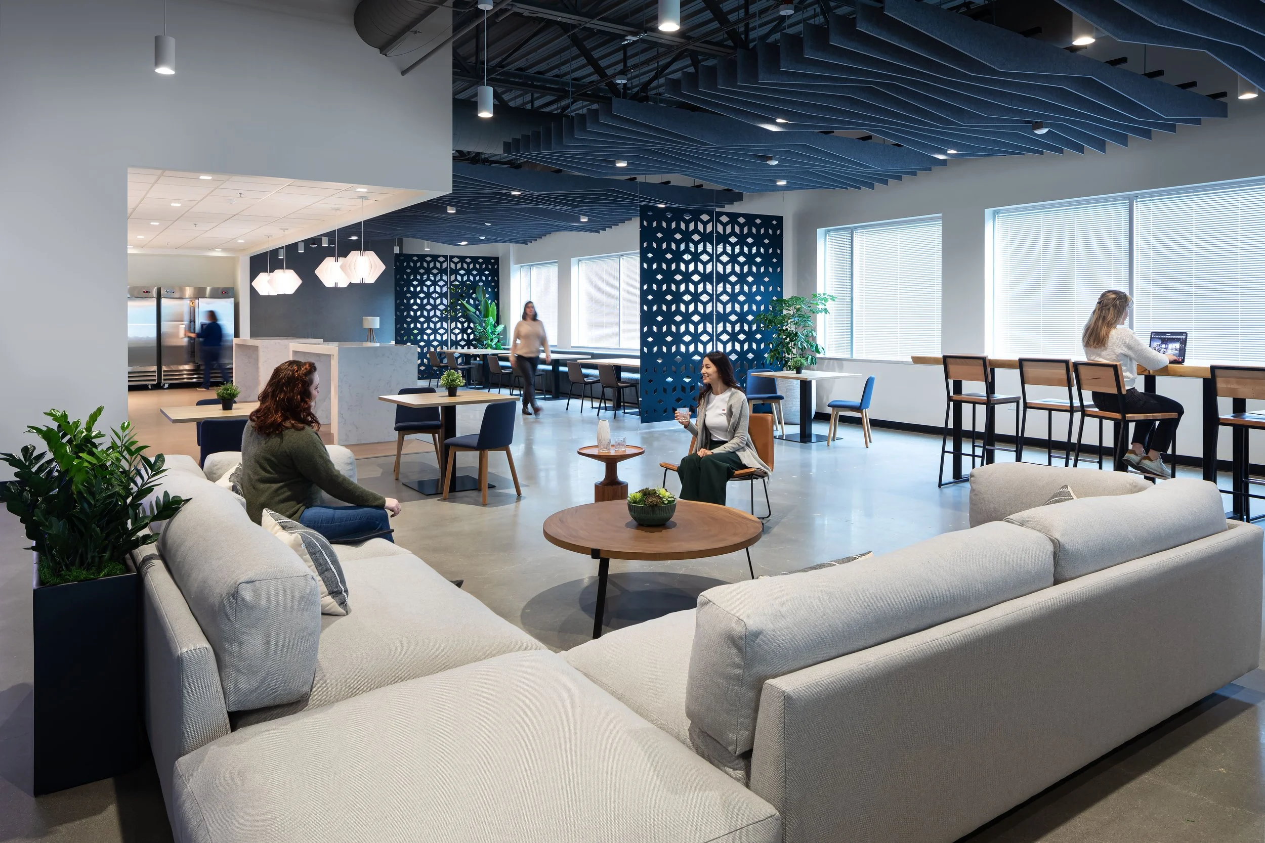 IMG_9986--2 copy.jpg