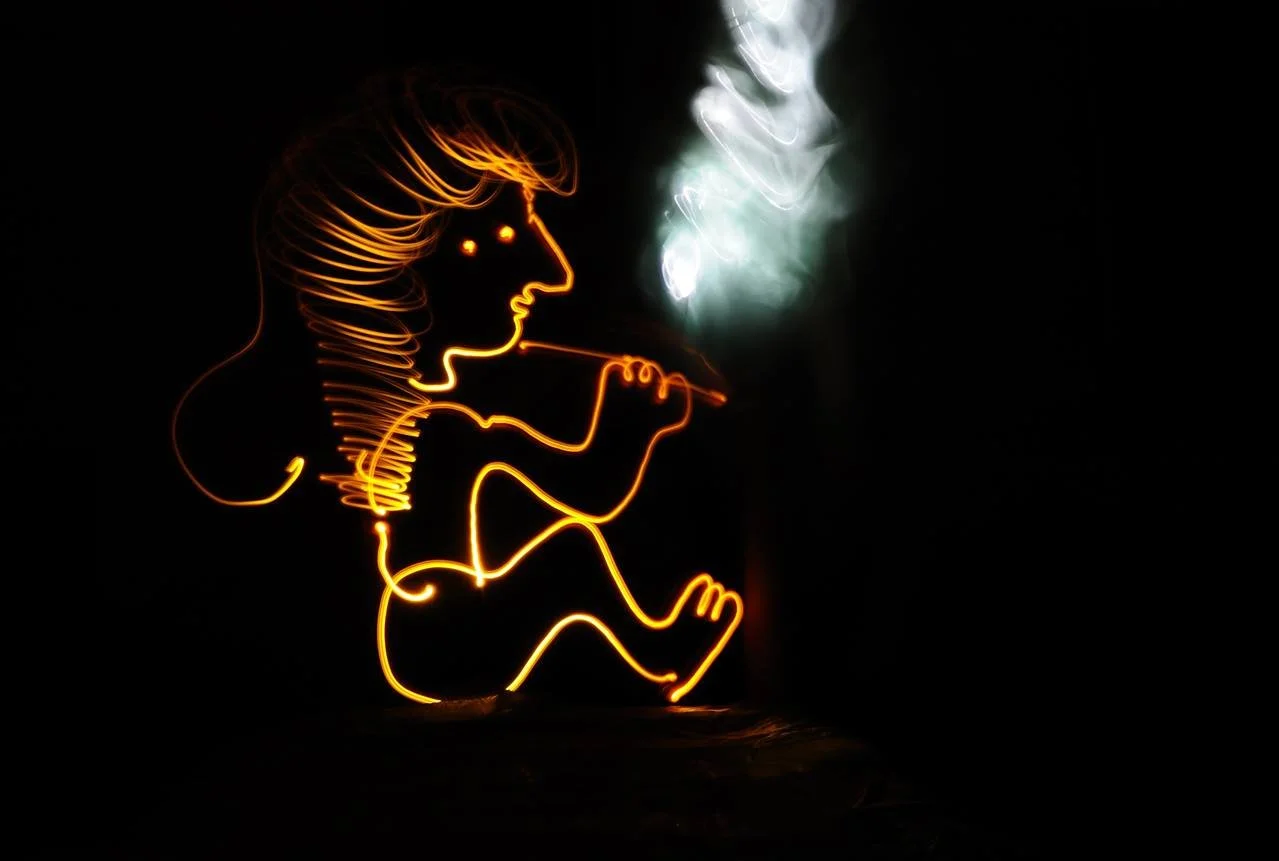 Anton Balanchivadze Light Painting Freezlight Figure 