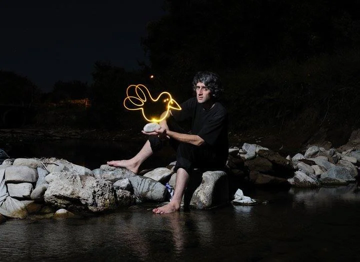 Freezlight. Light Painting - Anton Balanchivadze with a bird