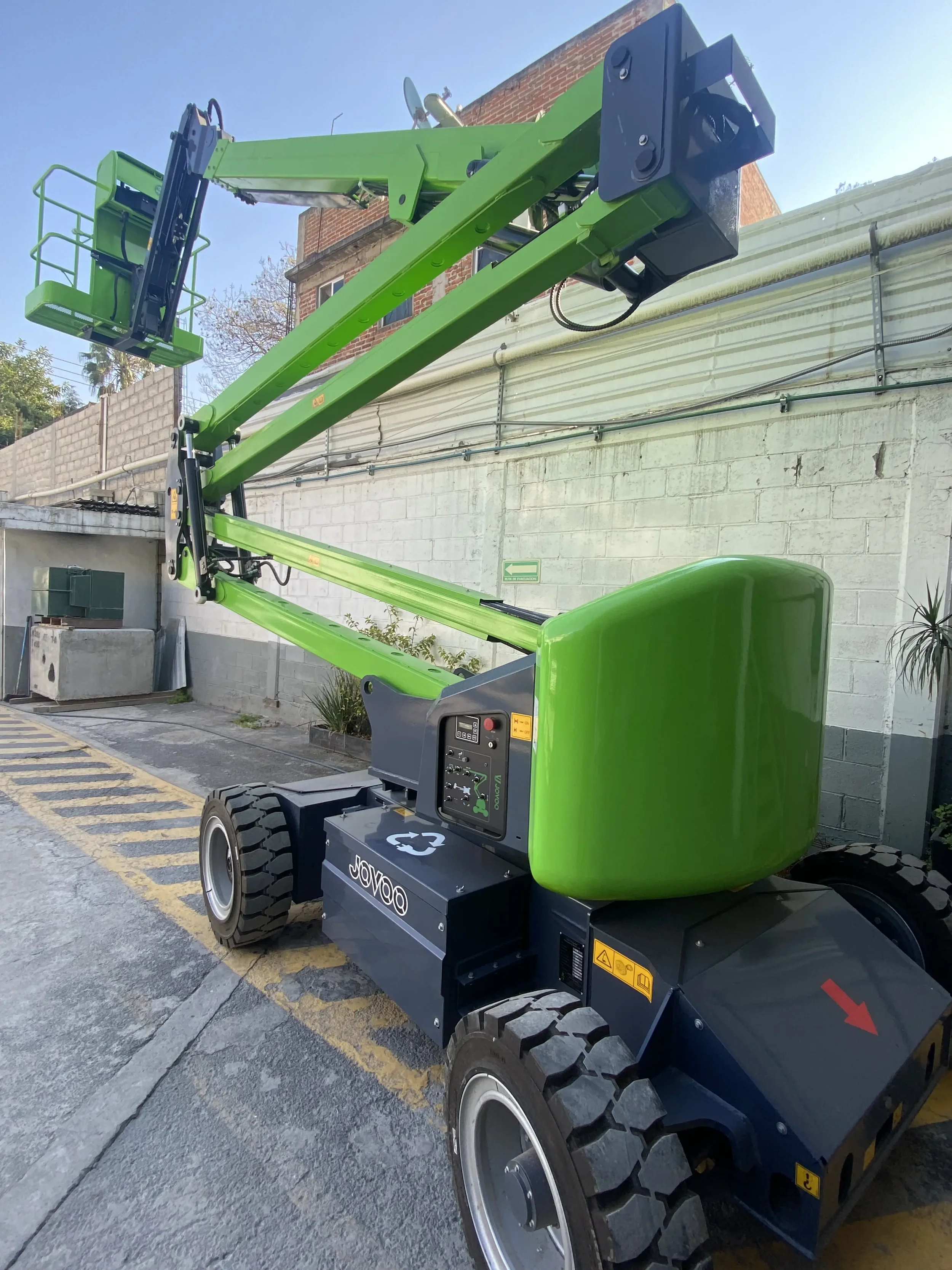 Renta de plataforma articulada 18m cdmx