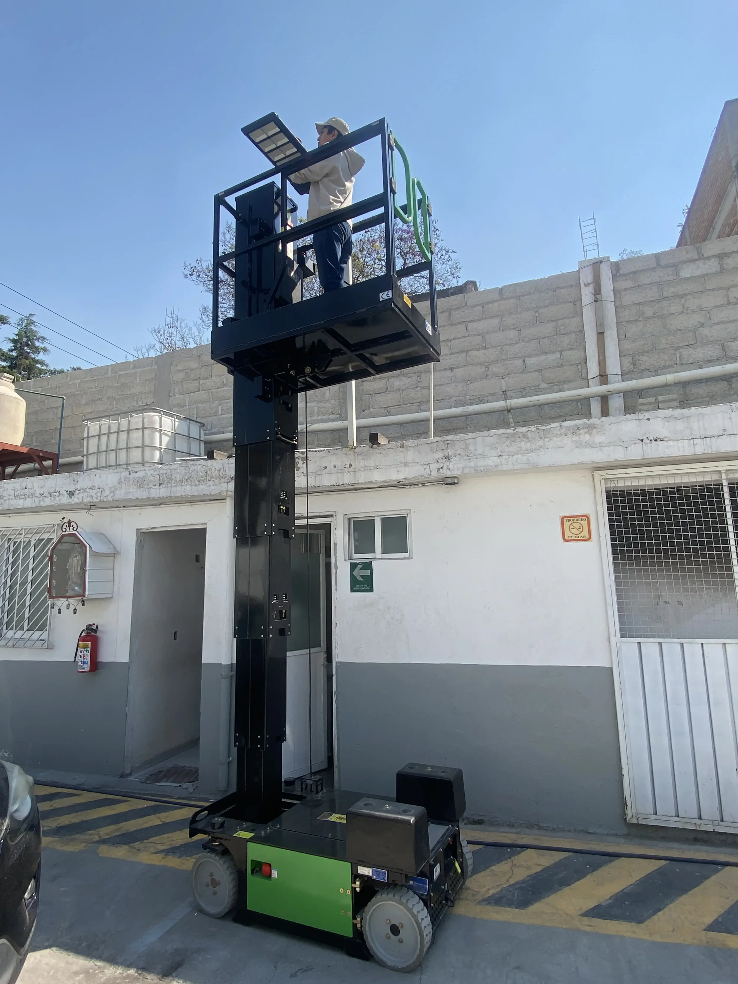 Renta de plataforma personal de mástil 8m en cdmx