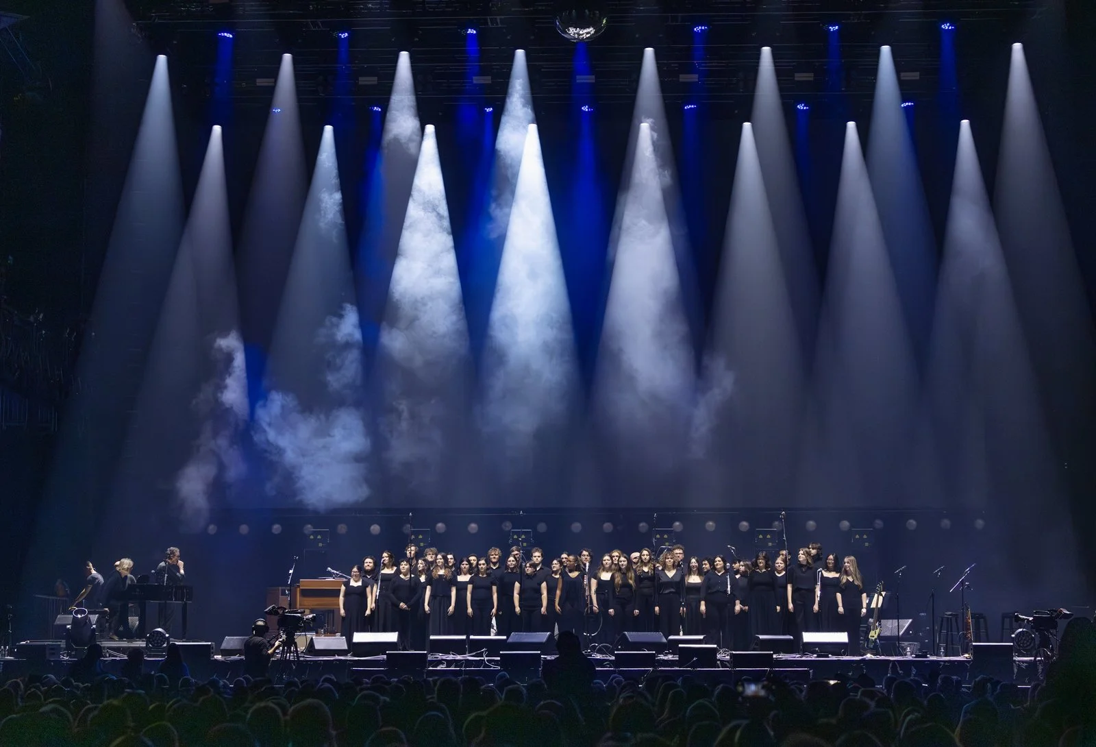 Wichita State University choir @ Vetsaid 2025.jpg