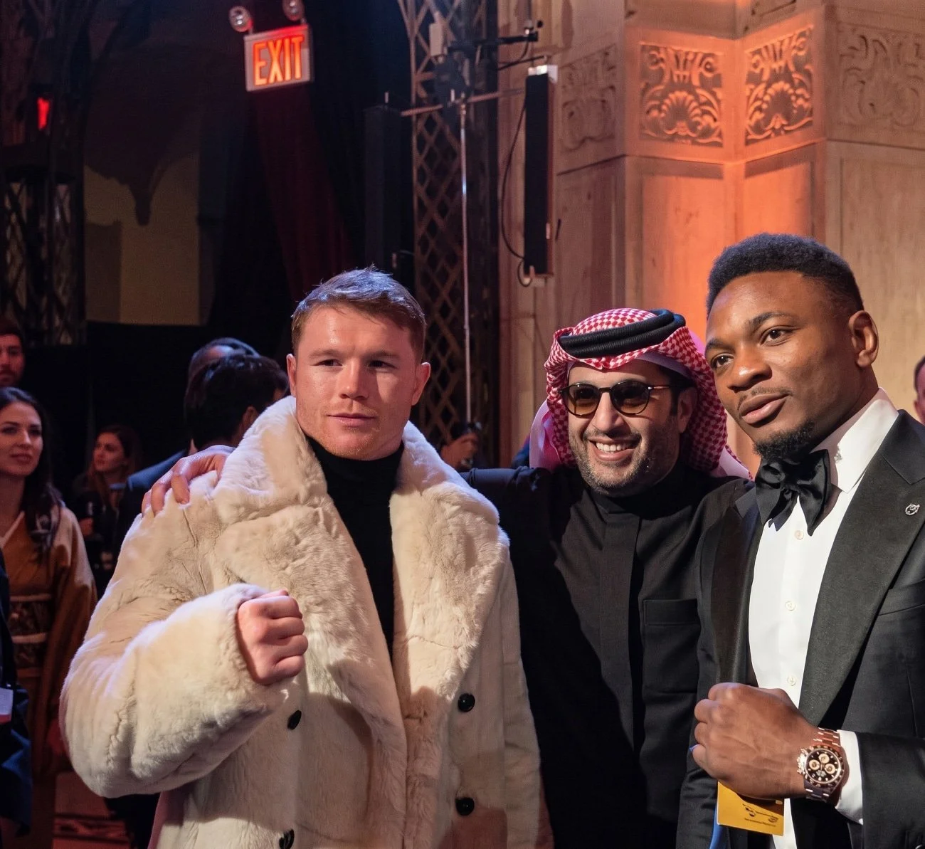 Canelo vs Mbilli