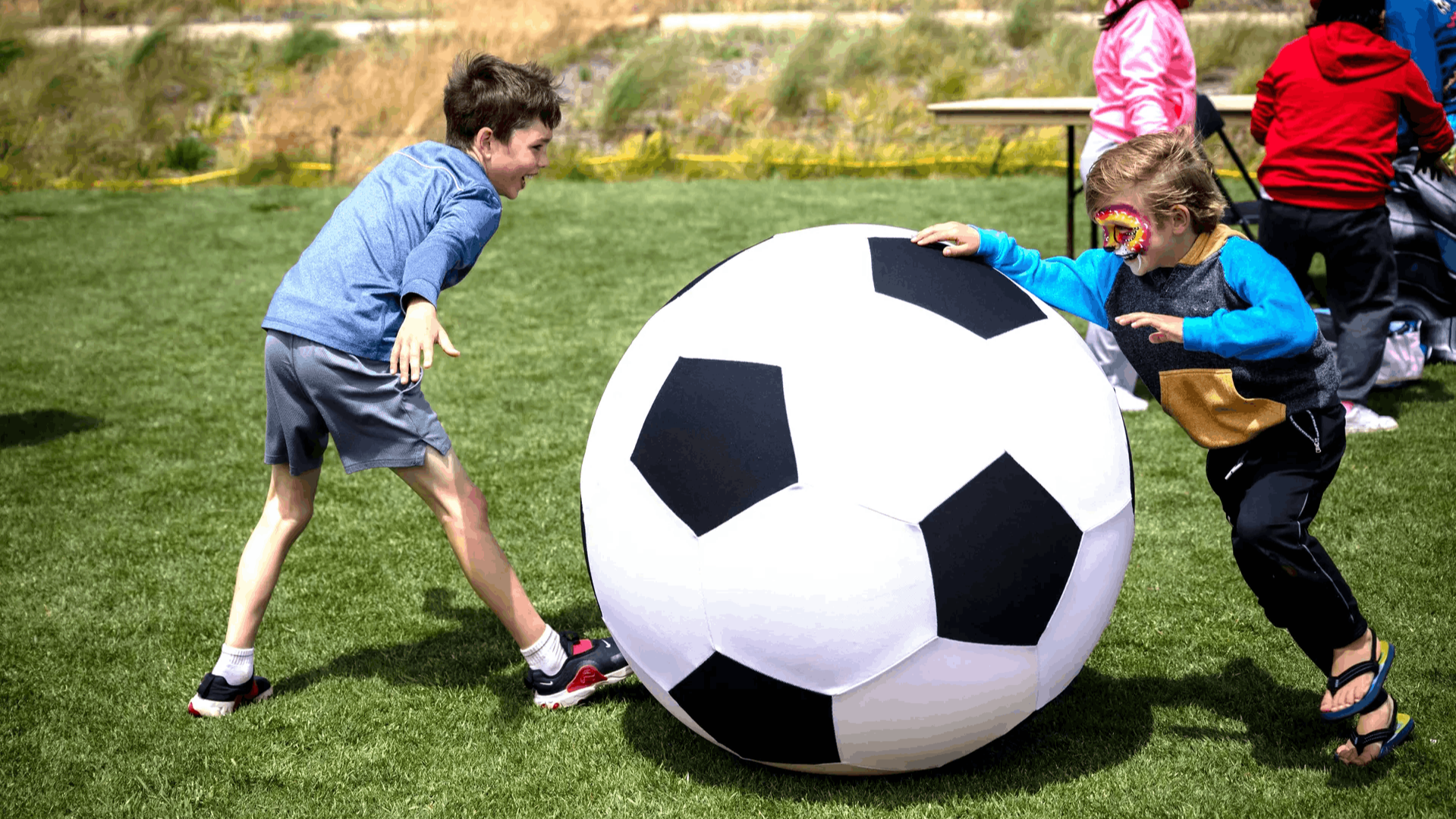 Fútbol Gameday LIVE in the Presidio