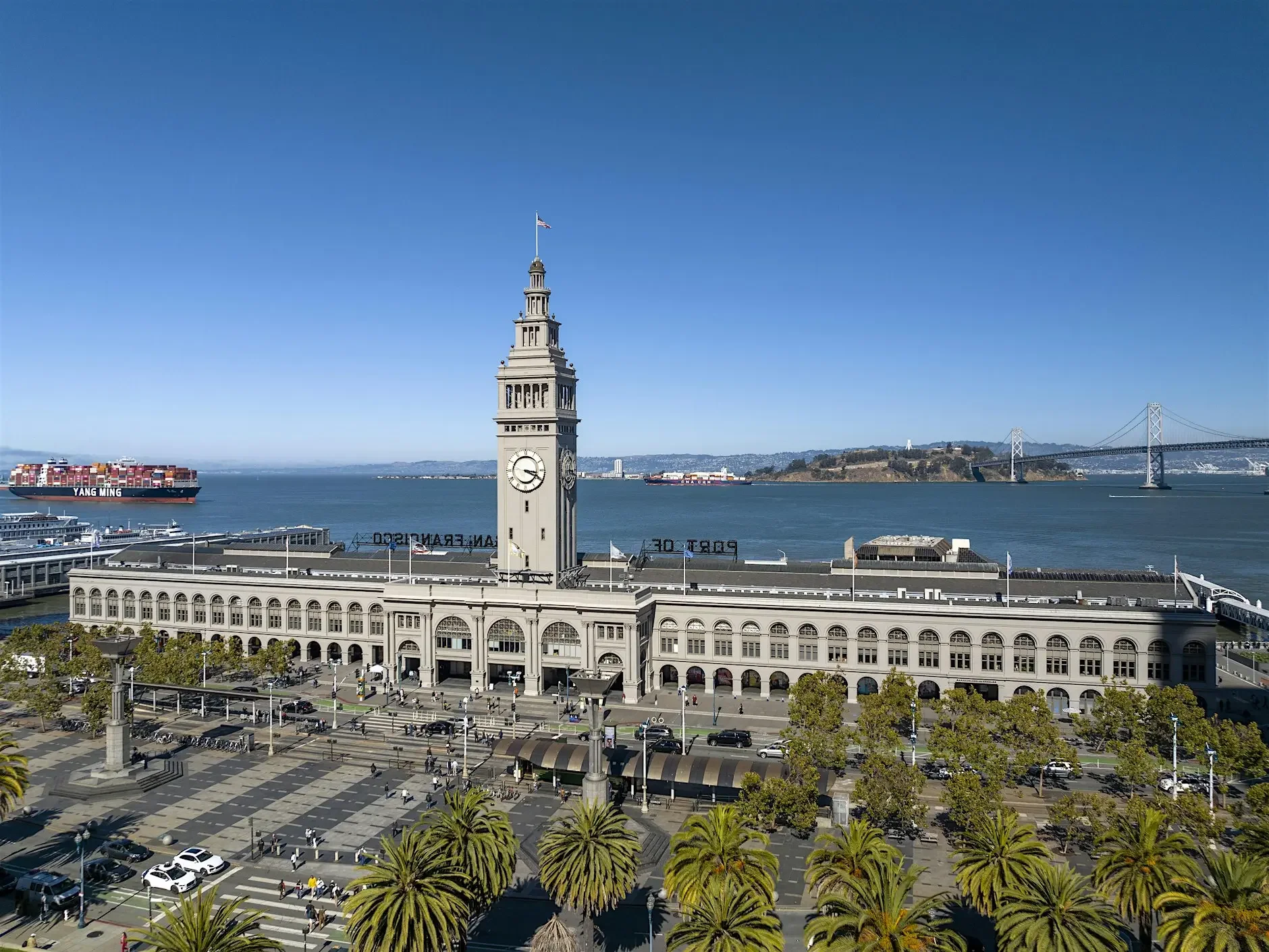 Semi-Final ⚽ Soccer Screening at the Ferry Building