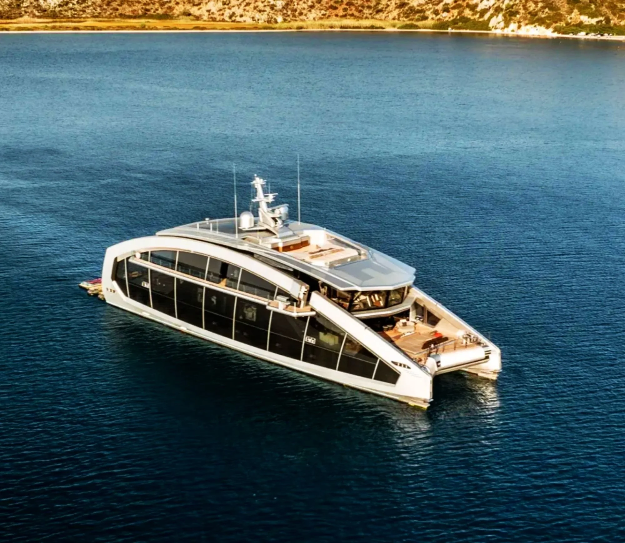 MOTOR YACHT THIS IS IT