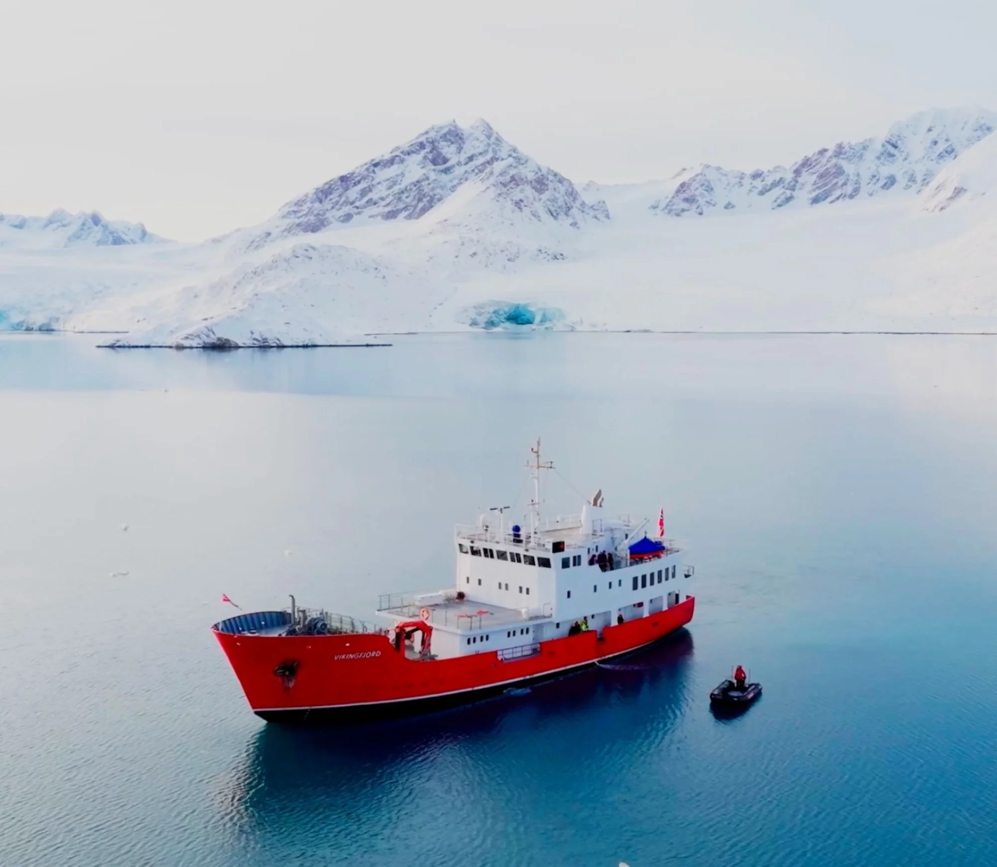 EXPLORER YACHT VIKINGFJORD