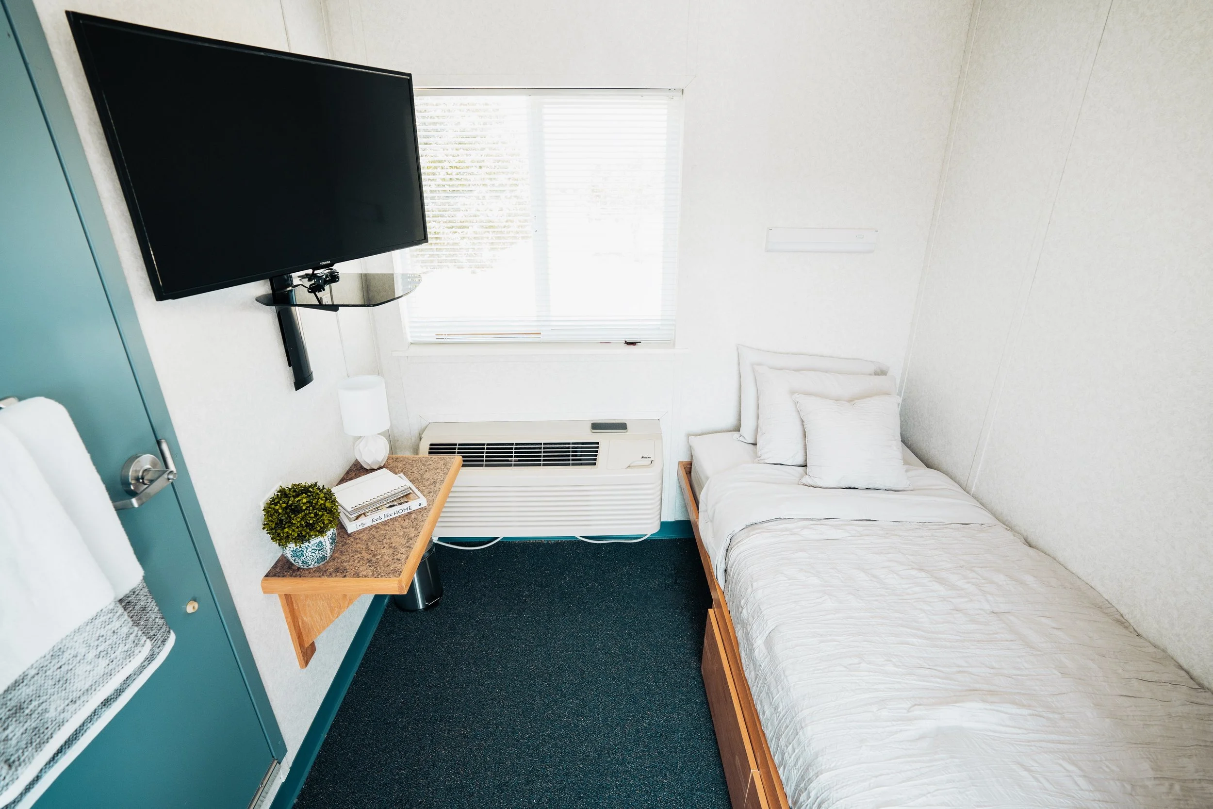 Where to Stay Near the Helios Data Center in Texas