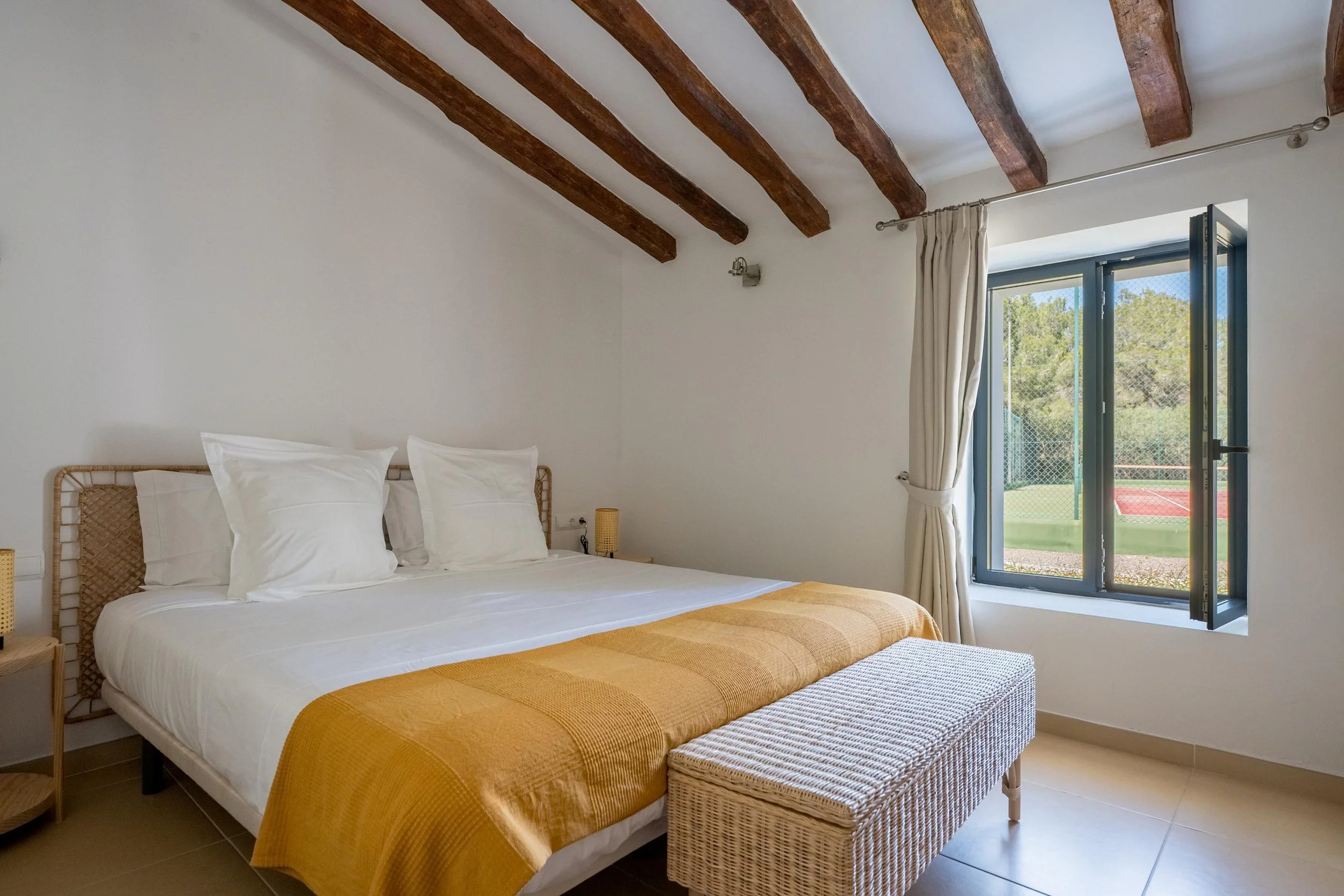 Bedroom 6.jpg