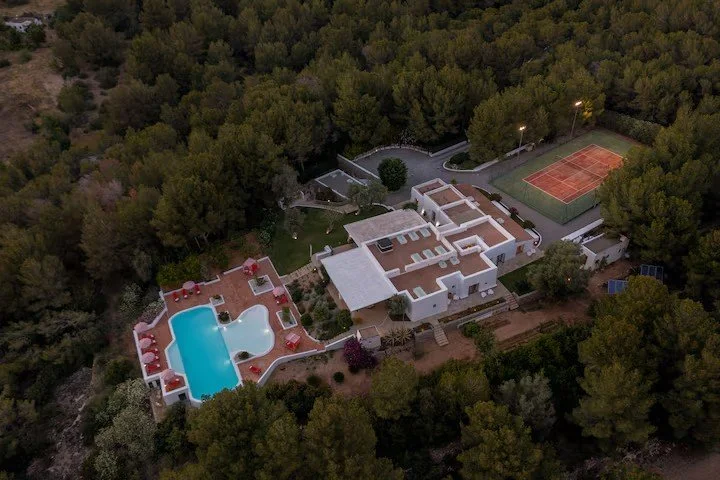 Terrace 2.jpg