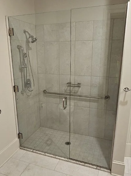 image-service-interior-heavy-glass-shower-with-inline-panel.jpg