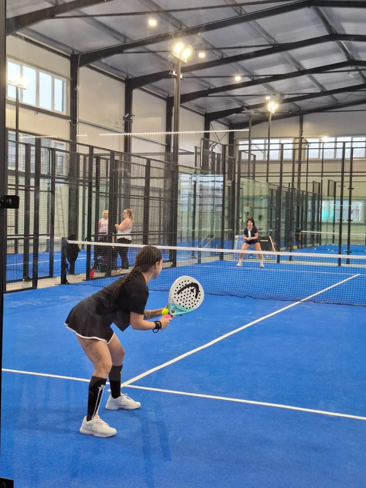 Padel Heights Spirit auf dem Court. 🔥

Intensives Training, starke Matches und eine Community, die den Unterschied macht.

Gracias PH Family🏔️🎾