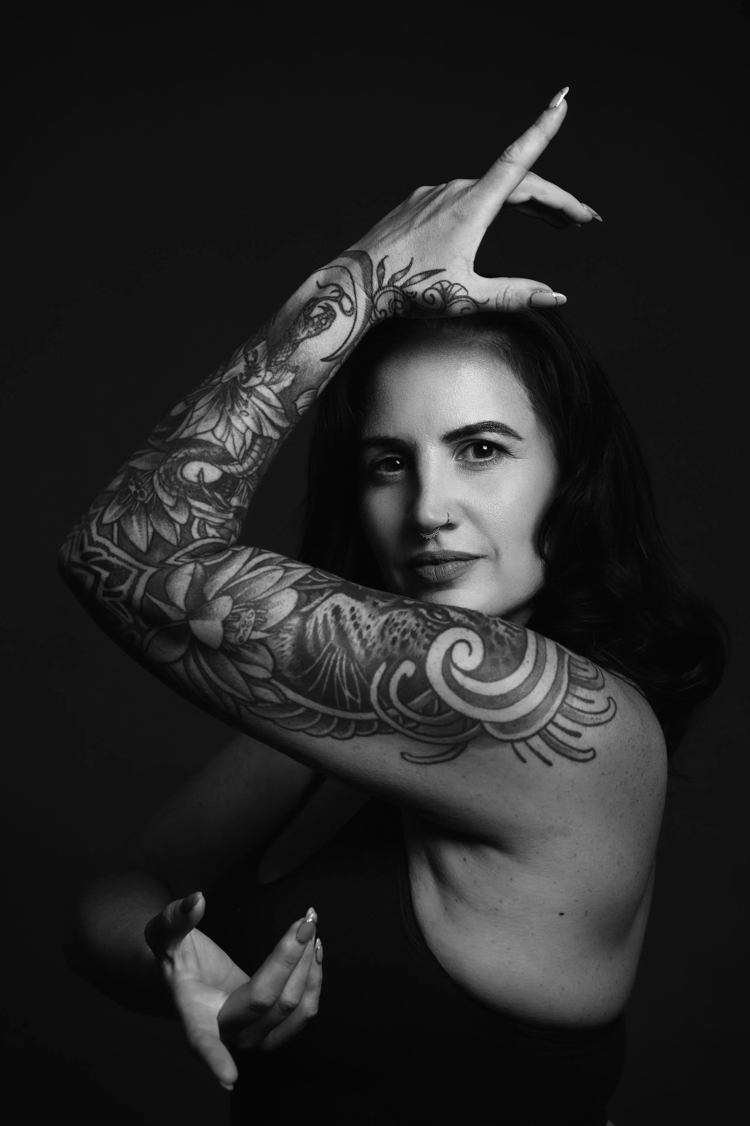 5_BlkWhite_HeadShot_MichelleReidPhotography_JPG.jpg