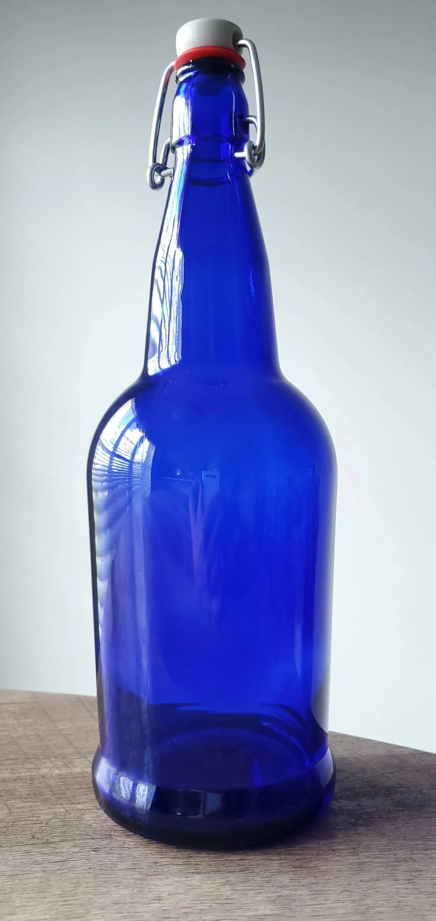 1Litre Cobalt Blue E.Z.CAP Glass Bottle & Swing Top