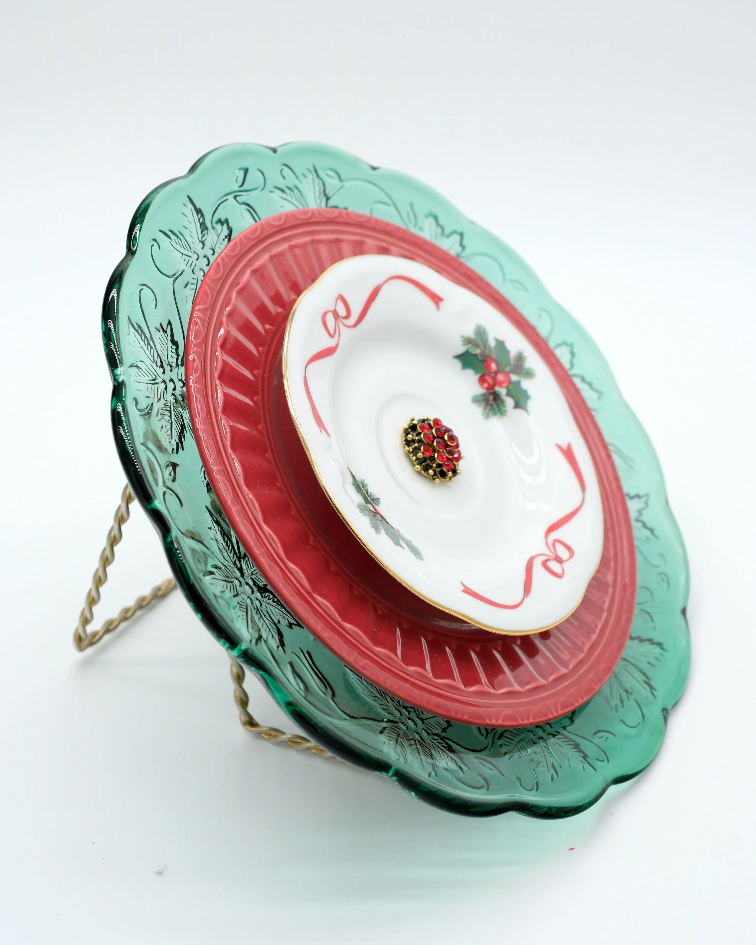 Plate Flower - Holiday Holly